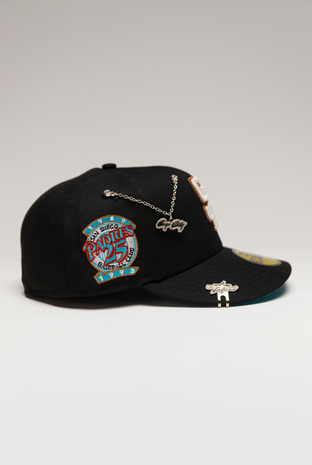 NEW ERA EXCLUSIVE 59FIFTY BLACK SAN DIEGO PADRES W/ 25TH ANNIVERSARY SIDE PATCH