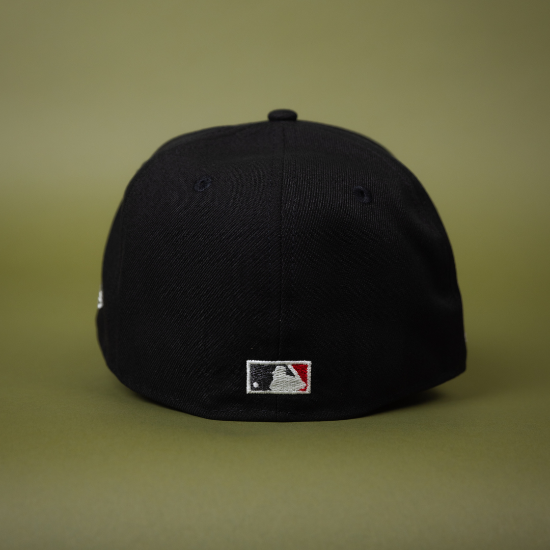 NEW ERA EXCLUSIVE 59FIFTY BLACK ATLANTA BRAVES W/ SPIDER WEB LOGO + 1999 WORLD SERIES SIDE PATCH