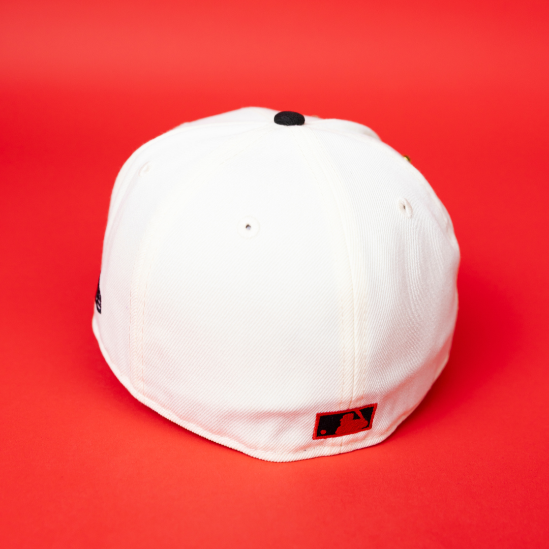 NEW ERA EXCLUSIVE 59FIFTY CHROME/ BLACK CHICGO WHITE SOX W/ PINK ROSES + 1917 WORLD SERIES SIDE PATCH