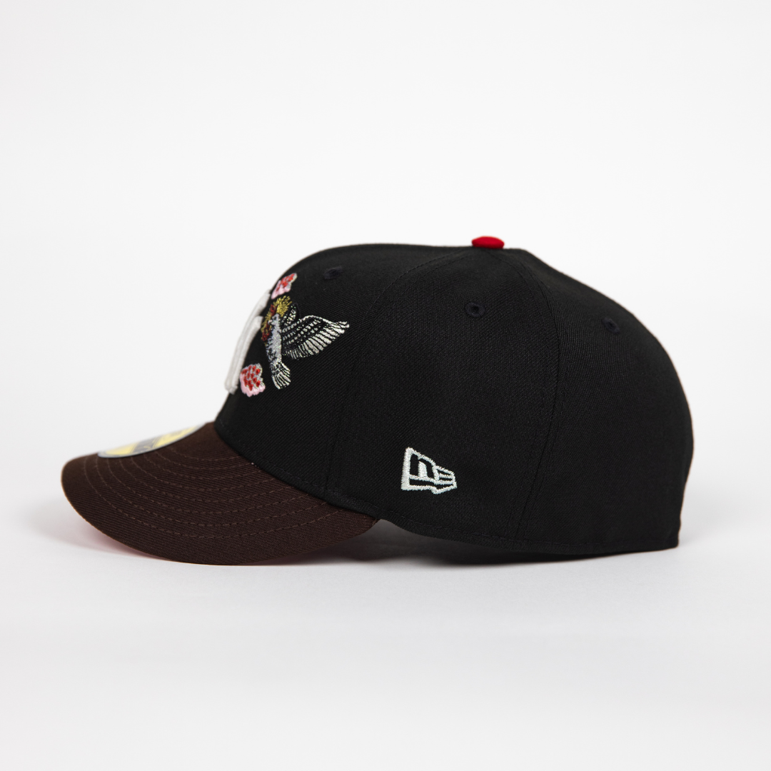 NEW ERA EXCLUSIVE 59FIFTY BLACK/ BROWN NEW YORK YANKEES "CITY OF ANGELS" W/ 2000 WORLD SERIES CHAMPIONS SIDE PATCH