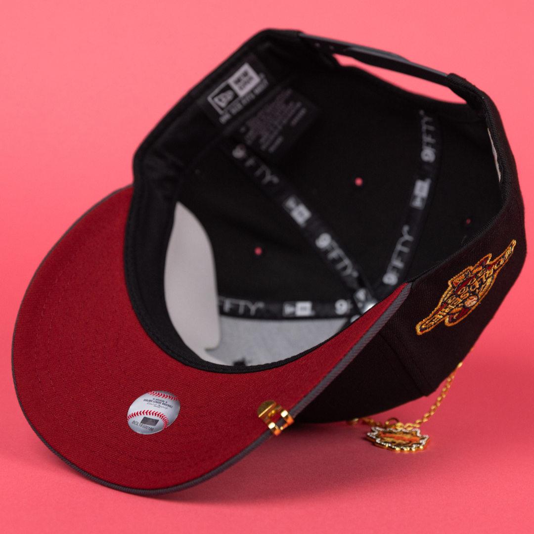 NEW ERA EXCLUSIVE 9FIFTY BLACK/ GREY ANAHEIM ANGELS SNAPBACK W/ 2002 WORLD SERIES SIDE PATCH