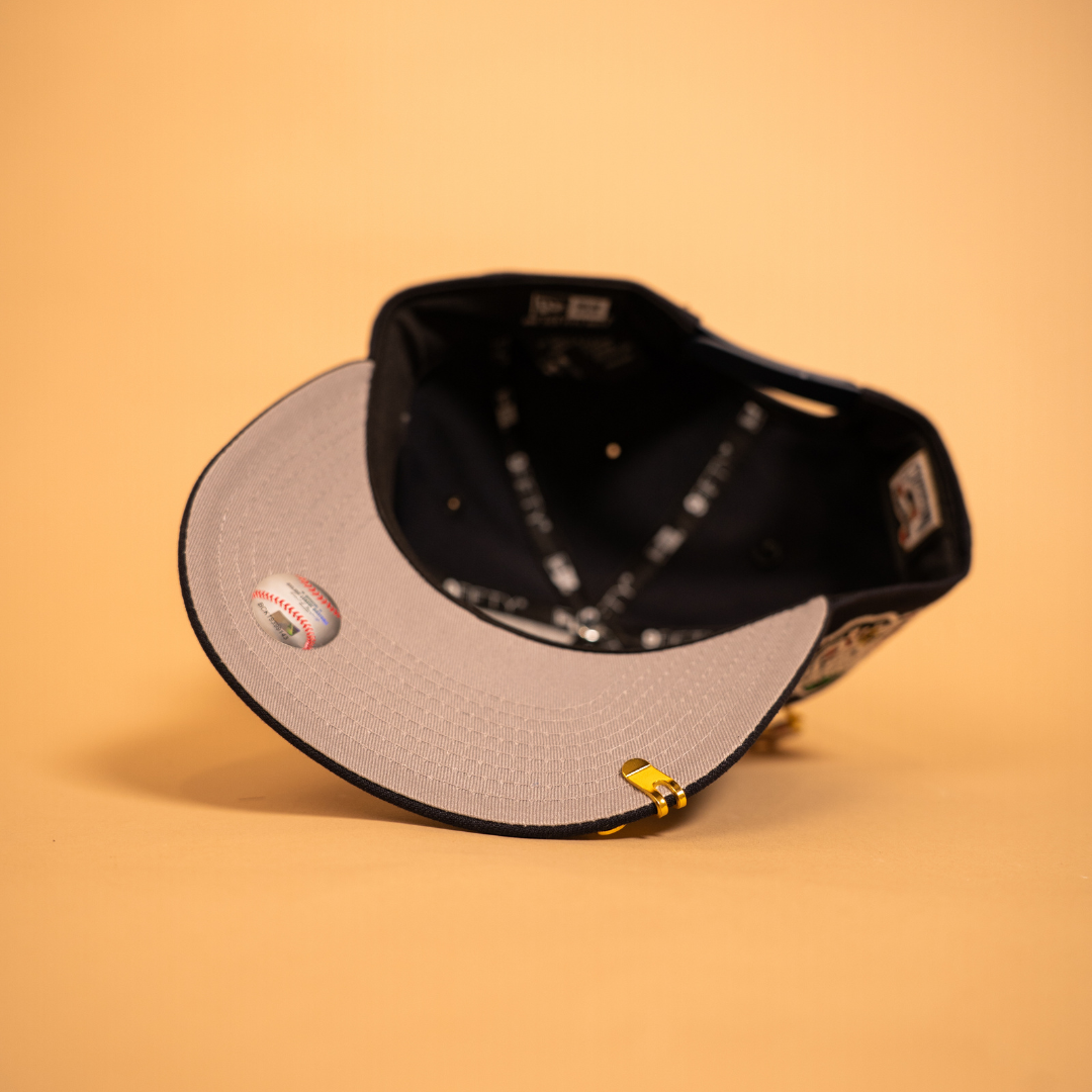 NEW ERA EXCLUSIVE 9FIFTY A-FRAME NAVY SAN DIEGO PADRES SNAPBACK W/ 1998 WORLD SERIES SIDE PATCH