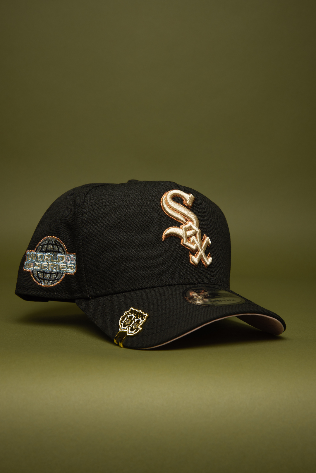 NEW ERA 9FIFTY A-FRAME BLACK CHICAGO WHITE SOX SNAPBACK W/ 2005 WORLD SERIES SIDE PATCH