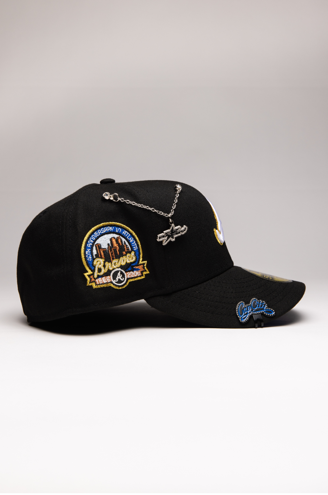 EXCLUSIVO DE NEW ERA 59FIFTY CHROME BLANCO/AZUL TEXAS RANGERS CON 40 ANIVERSARIO 
