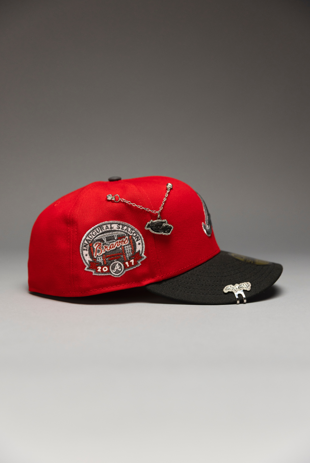 NEW ERA EXCLUSIVE 59FIFTY LAVA RED//BLACK ATLANTA BRAVES W/ 2017 INAUGURAL SEASON SIDE PATCH