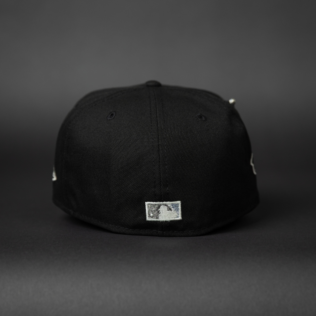 NEW ERA EXCLUSIVE 59FIFTY BLACK NEW YORK YANKEES W/ 1996 WORLD SERIES SIDE PATCH