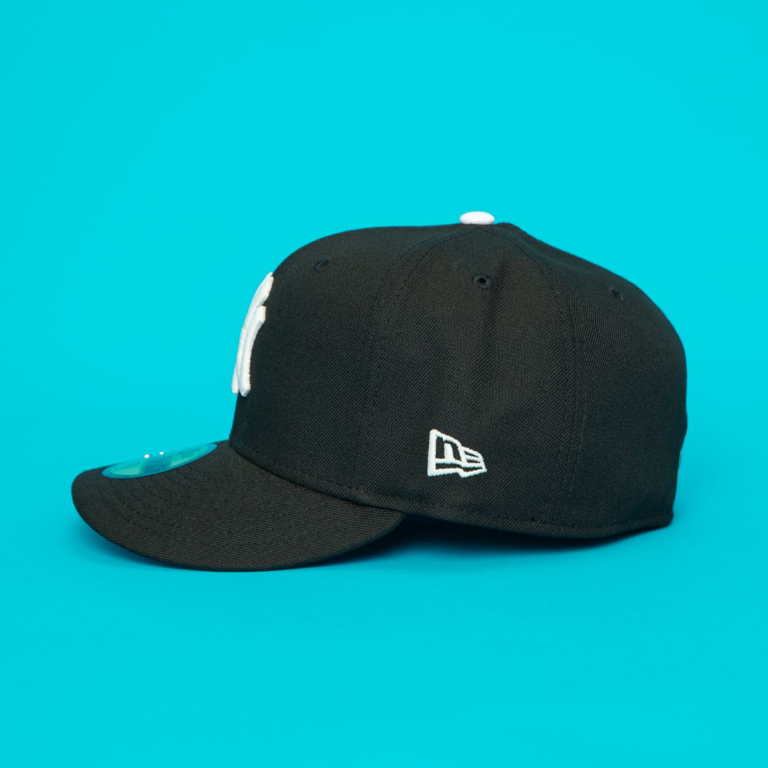 NEW ERA EXCLUSIVE 59FIFTY BLACK NEW YORK YANKEES W/ 1996 WORLD SERIES SIDE PATCH