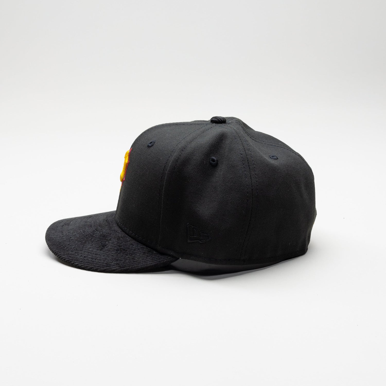 NEW ERA EXCLUSIVE 59FIFTY NAVY/RED ATLANTA BRAVES "FOR EVERY LIVING THING" W/ EMBROIDERY