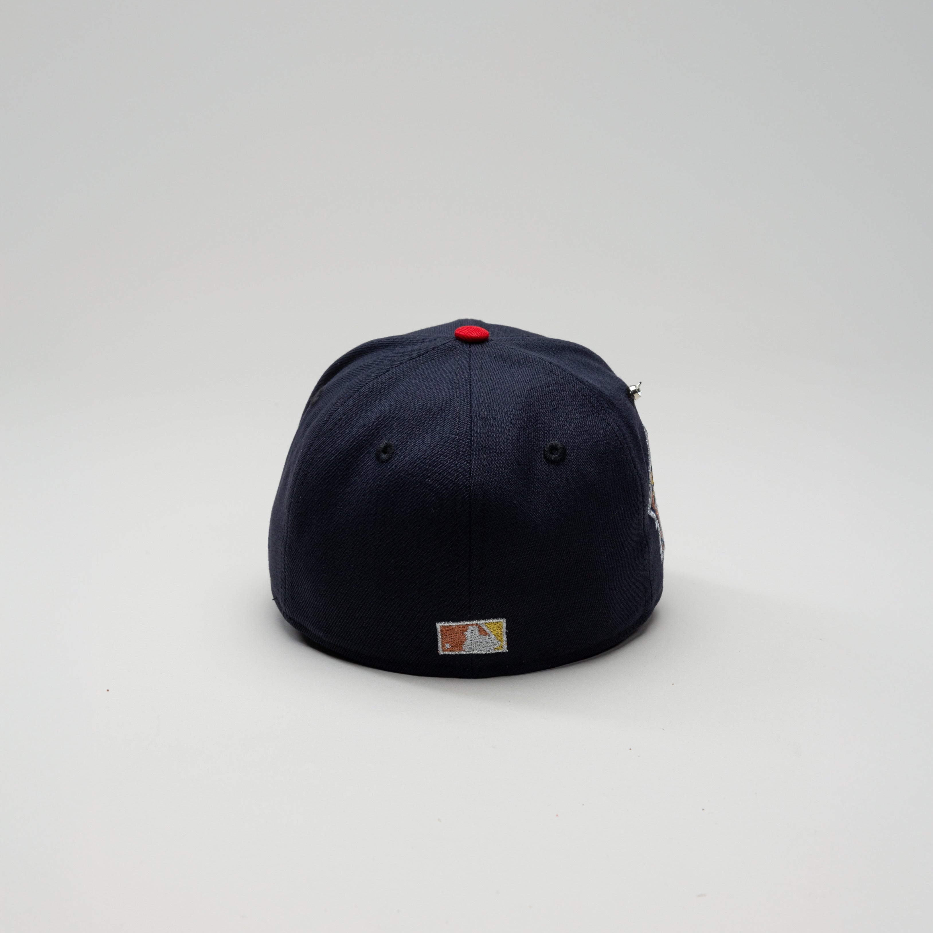 NEW ERA EXCLUSIVE 59FIFTY NAVY/RED ATLANTA BRAVES W/ 1999 WORLD SERIES SIDE PATCH