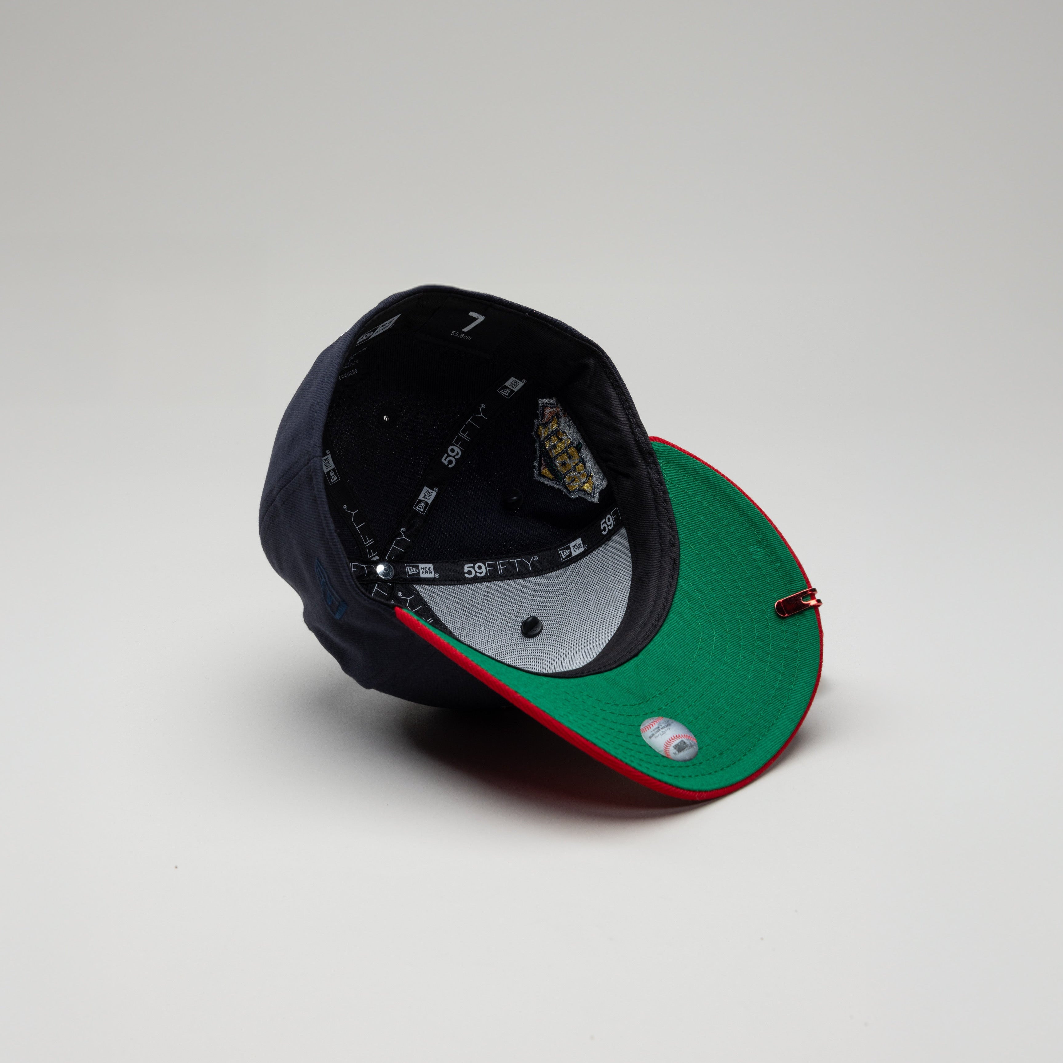 NEW ERA EXCLUSIVE 59FIFTY NAVY/RED ATLANTA BRAVES W/ 1999 WORLD SERIES SIDE PATCH