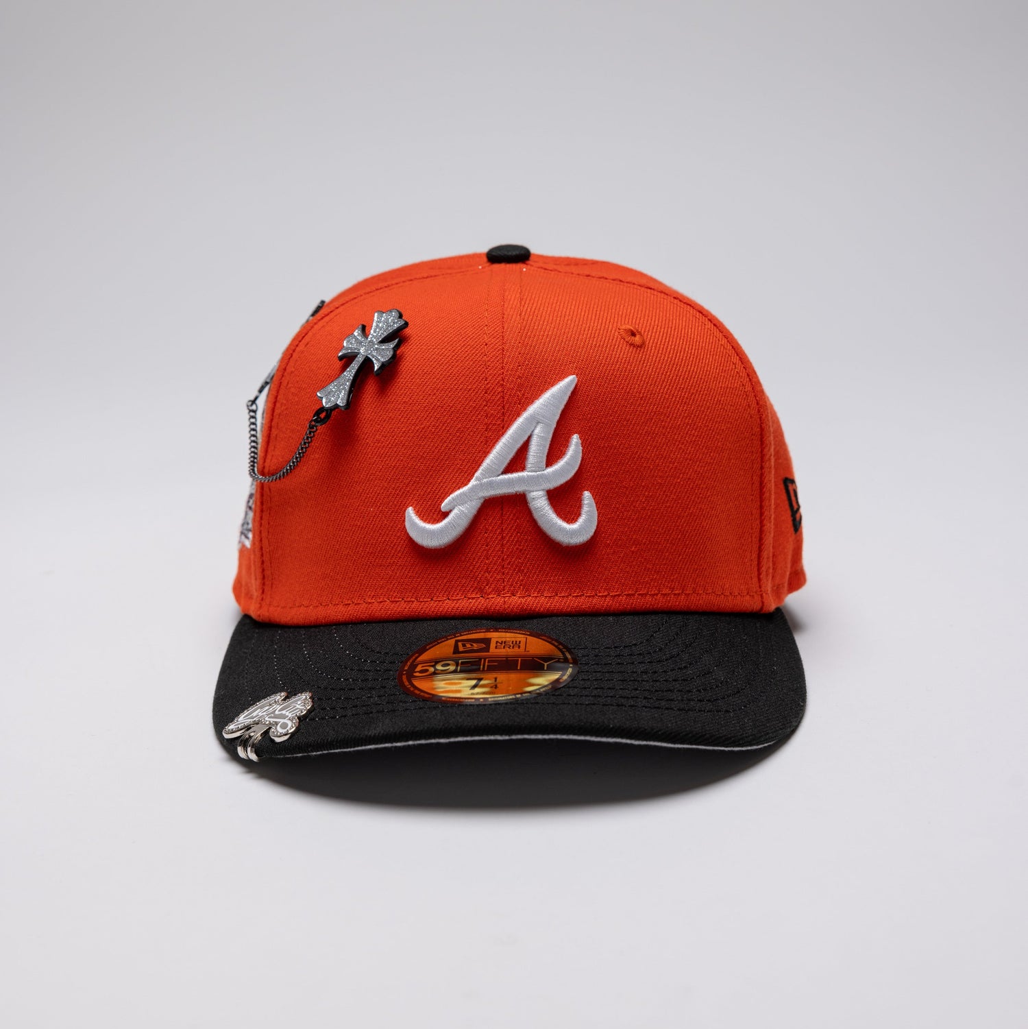 NEW ERA 59FIFTY NEON ORANGE/BLACK ATLANTA BRAVES W/ 40TH ANNIVERSARY SIDE PATCH