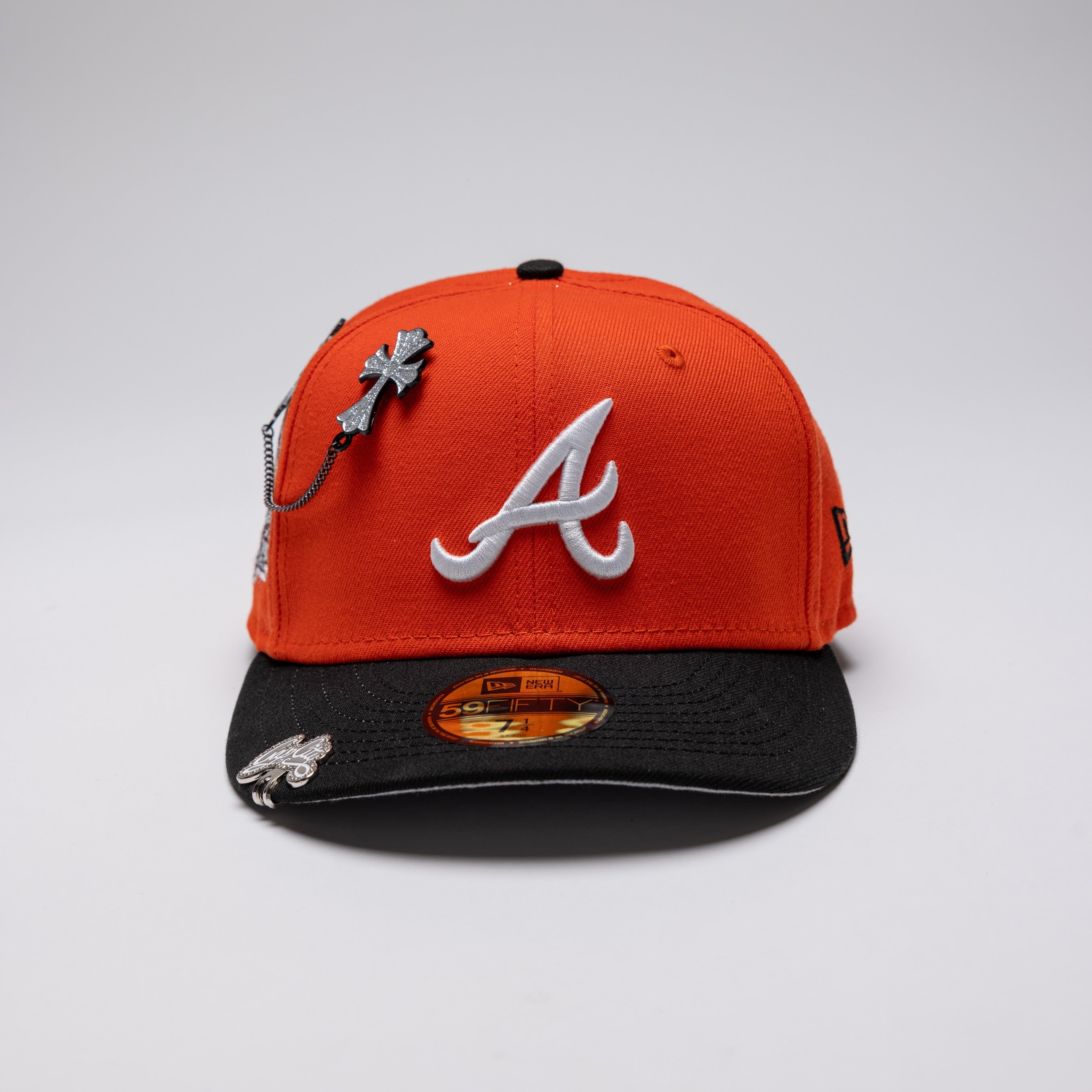 NEW ERA 59FIFTY NEON ORANGE/BLACK ATLANTA BRAVES W/ 40TH ANNIVERSARY SIDE PATCH