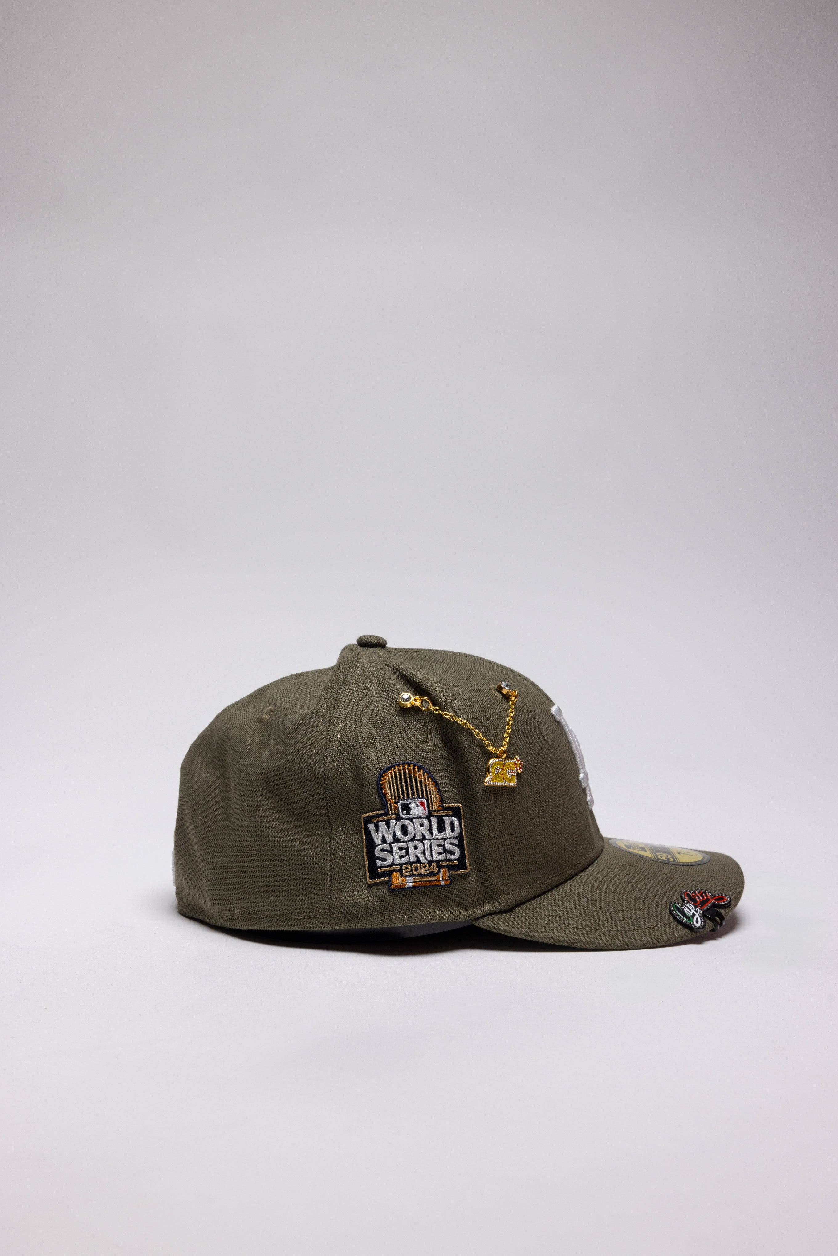 NEW ERA EXCLUSIVE 59FIFTY OLIVE LOS ANGELES DODGERS W/ 2024 WORLD SERIES SIDE PATCH