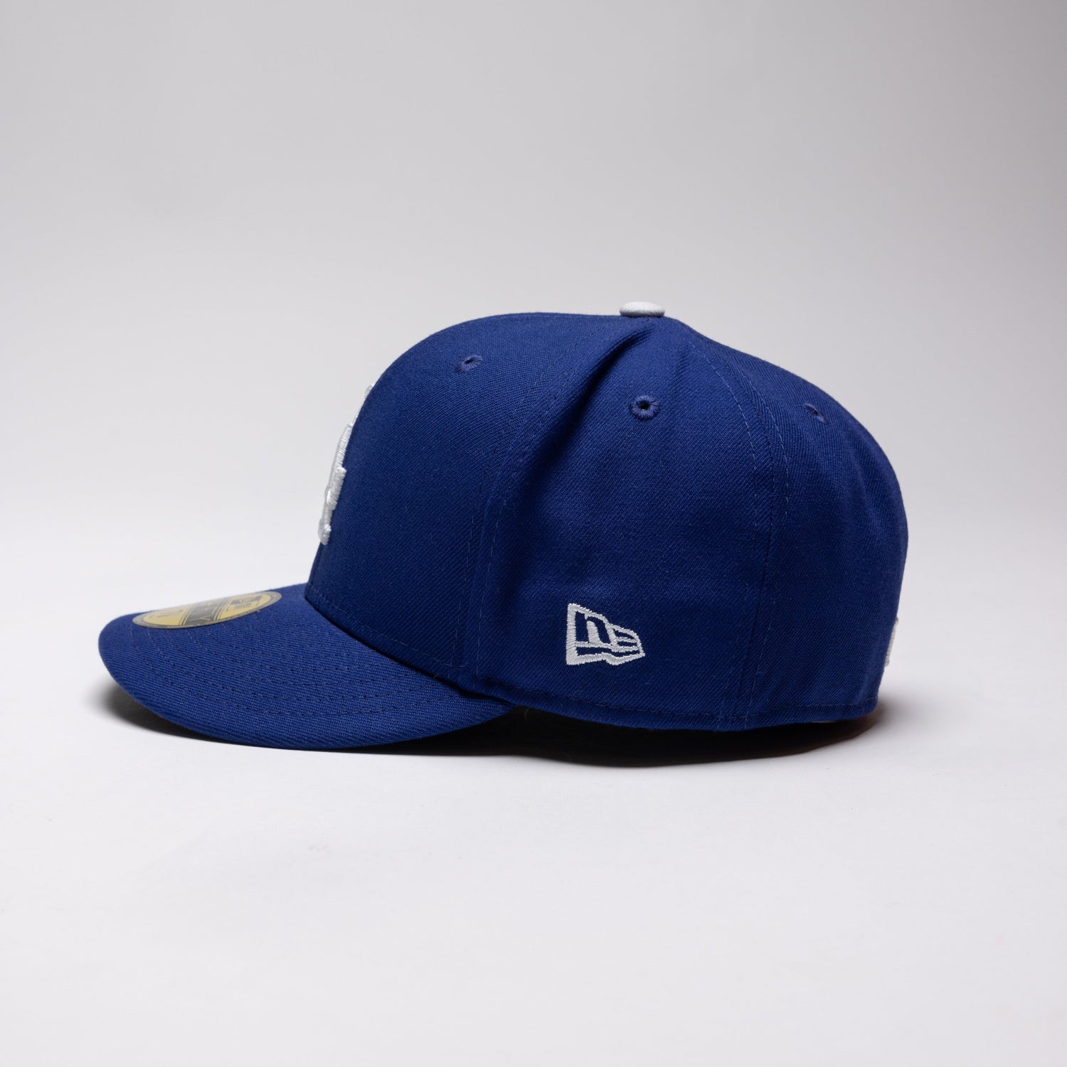 NEW ERA EXCLUSIVE 59FIFTY BLUE LOS ANGELES DODGERS W/ 2024 WORLD SERIES CHAMPIONS SIDE PATCH