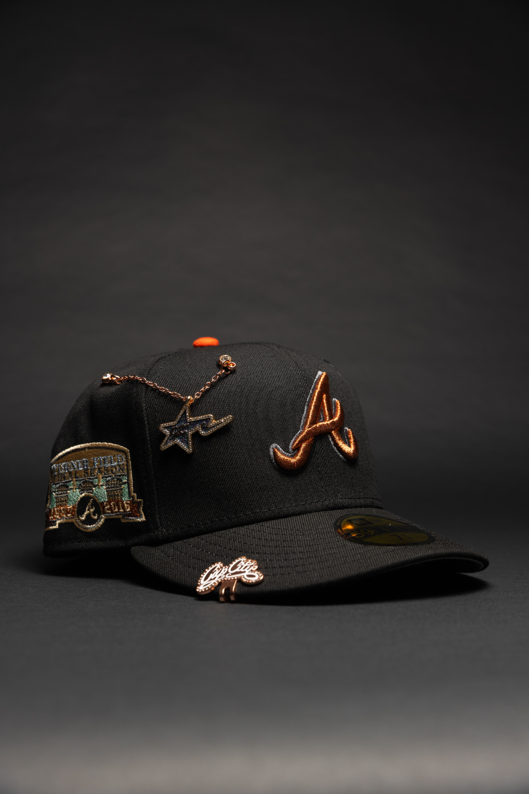 NEW ERA EXCLUSIVE 59FIFTY BLACK ATLANTA BRAVES W/ TURNER FIELD SIDE PATCH