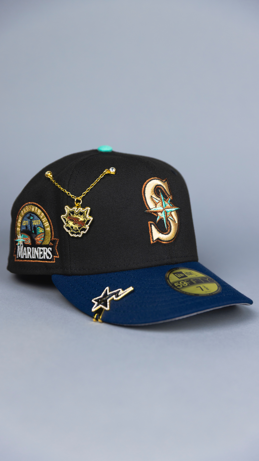 NEW ERA EXCLUSIVE 59FIFTY BLACK/NAVY SEATTLE MARINERS W/ 30TH ANNIVERSARY SIDE PATCH