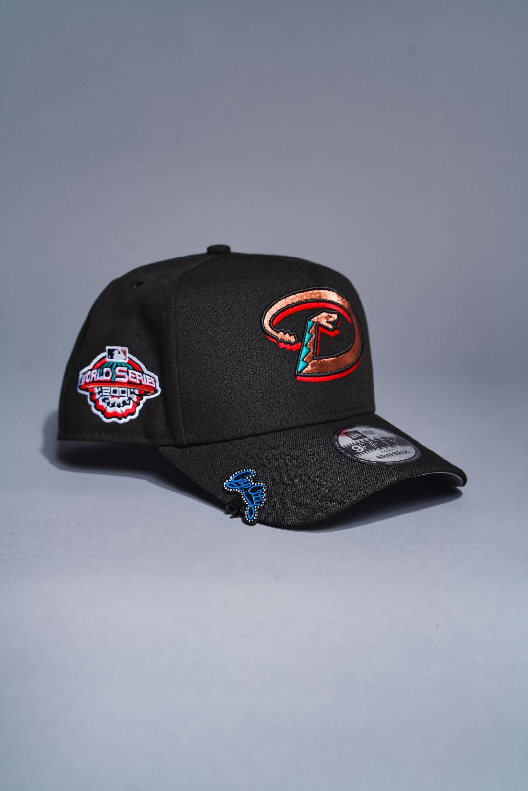 NEW ERA 9FIFTY A-FRAME BLACK ARIZONA DIAMONDBACKS SNAPBACK W/ 2001 WORLD SERIES SIDE PATCH