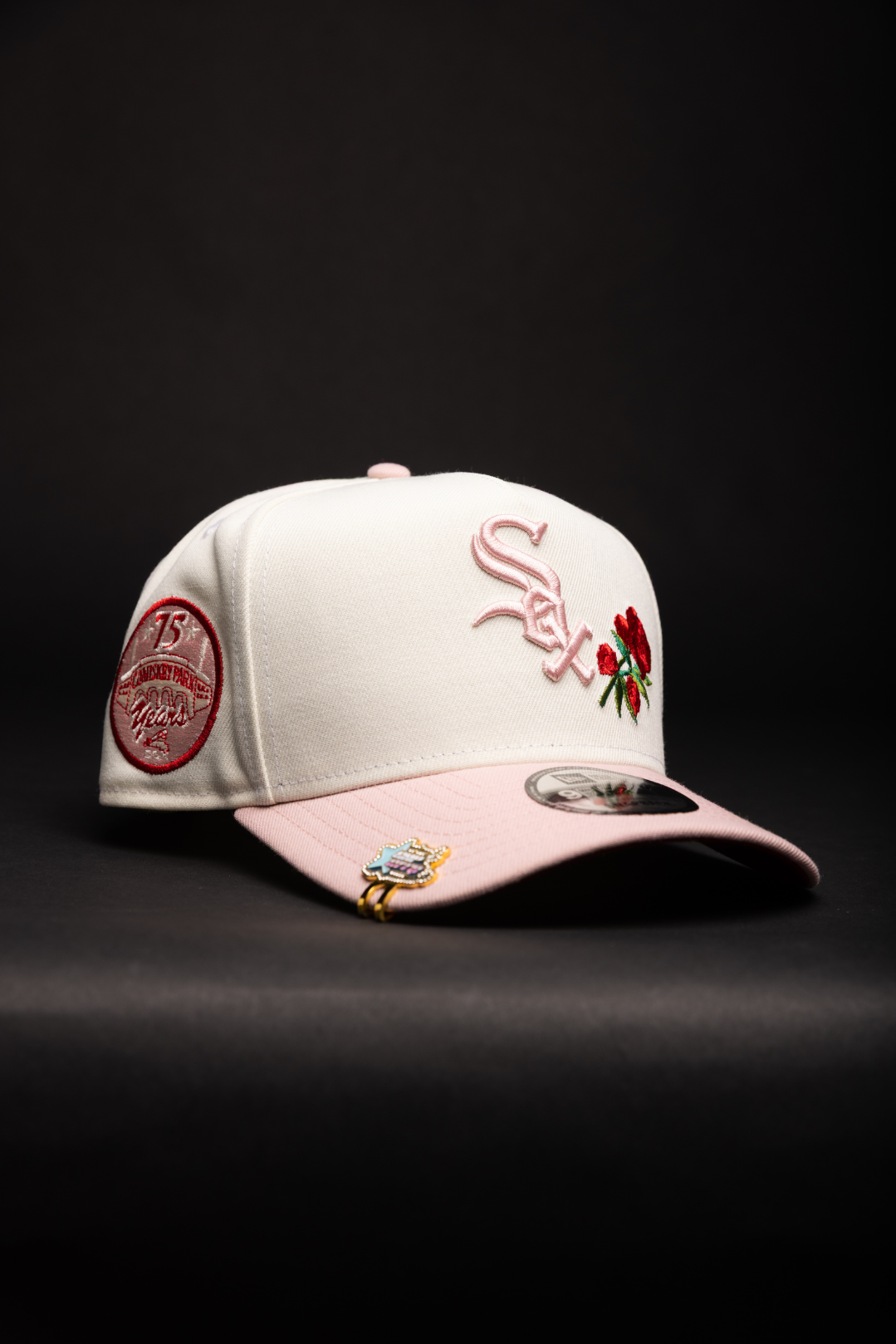 NEW ERA 9FIFTY A-FRAME CHROME/PINK CHICAGO WHITE SOX W/ ROSES + 75TH ANNIVERSARY SIDE PATCH