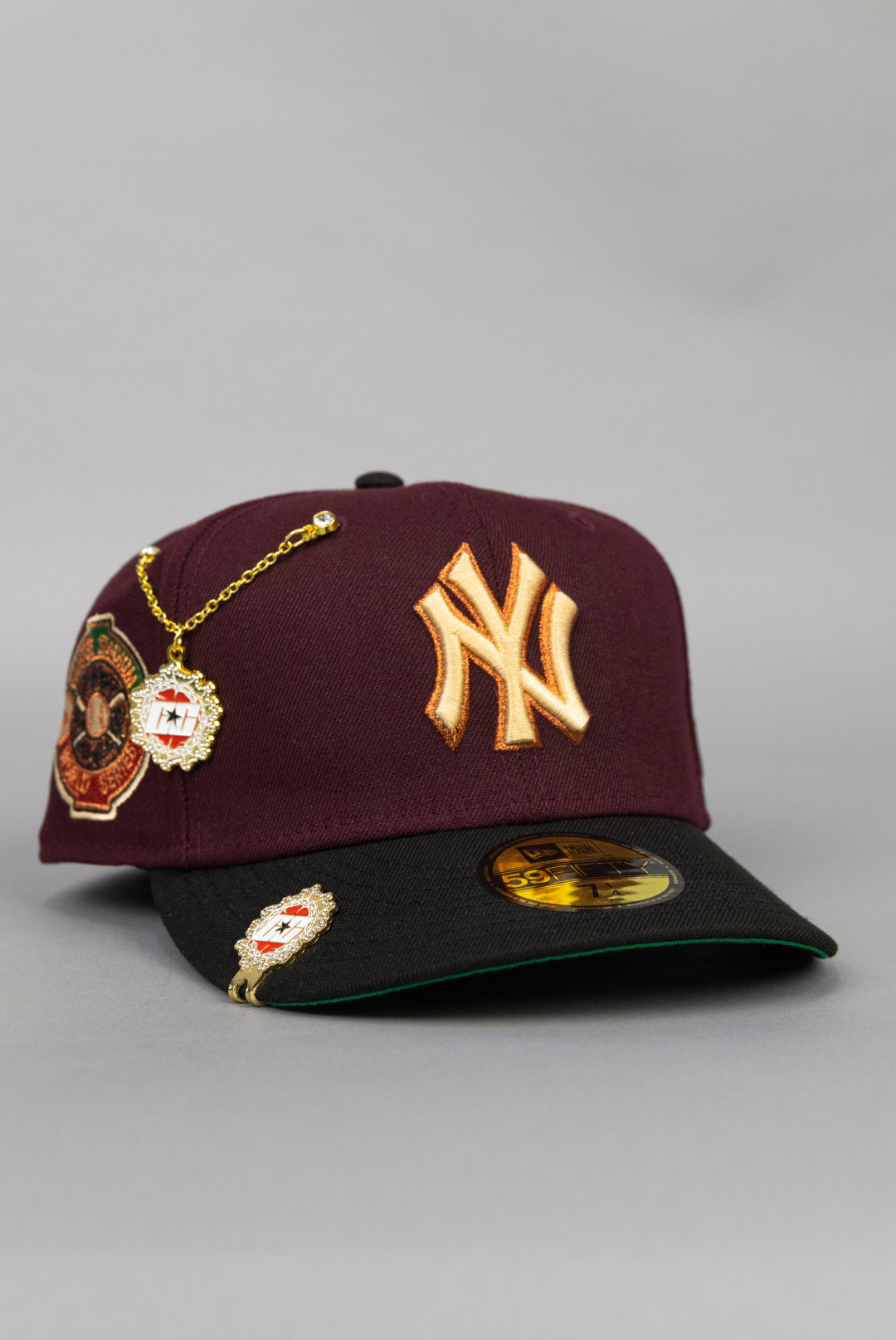 NEW ERA EXCLUSIVE 59FIFTY BURGUNDY/ BLACK NEW YORK YANKEES W/ 1932 WORLD SERIES SIDE PATCH