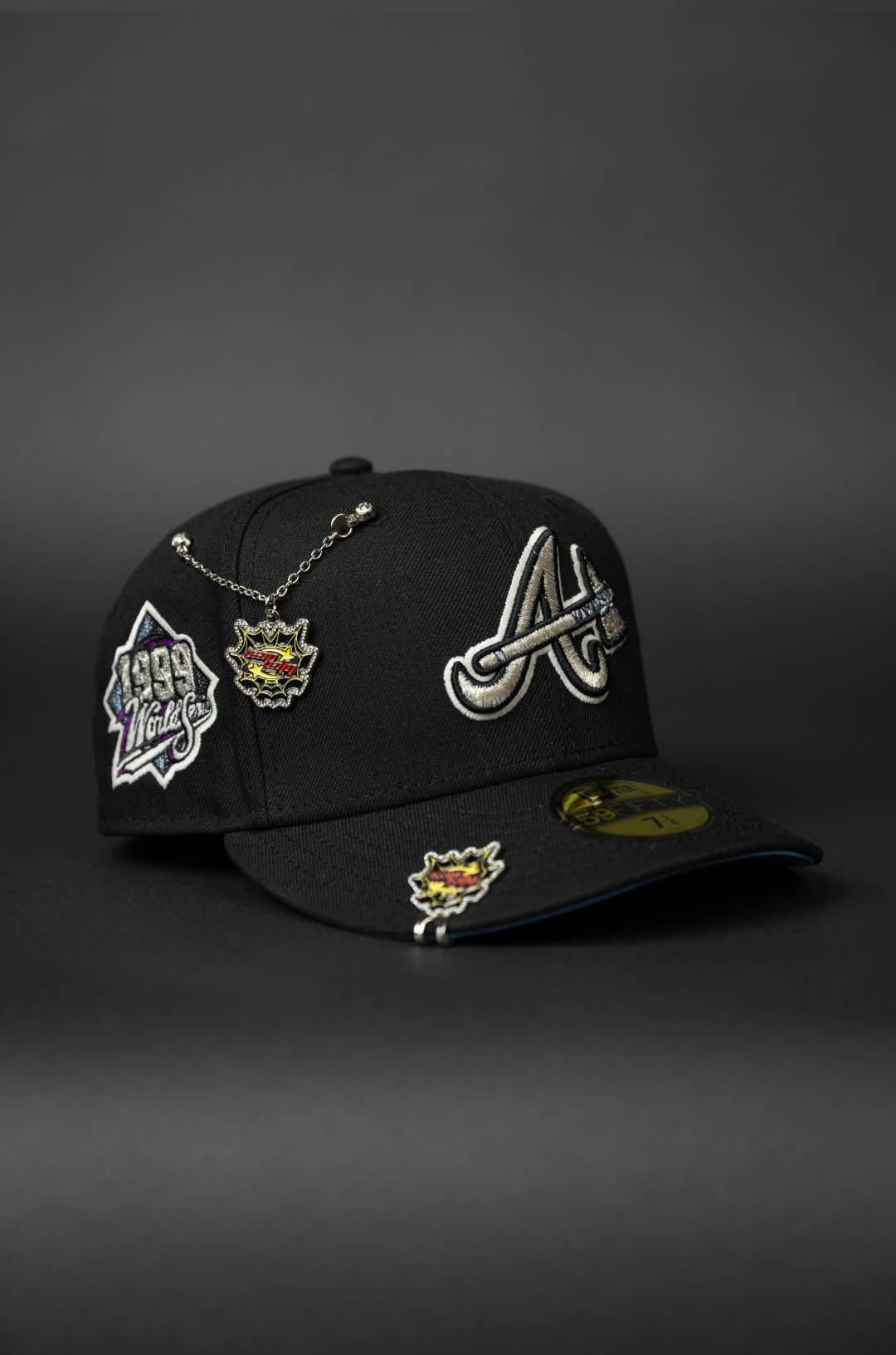 NEW ERA EXCLUSIVE 59FIFTY BLACK ATLANTA BRAVES W/ 1999 WORLD SERIES SIDE PATCH