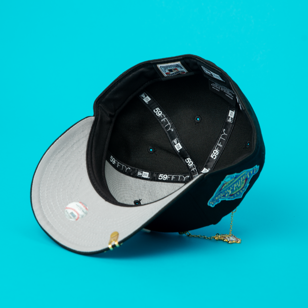 NEW ERA EXCLUSIVE 59FIFTY BLACK NEW YORK YANKEES W/ 1996 WORLD SERIES SIDE PATCH
