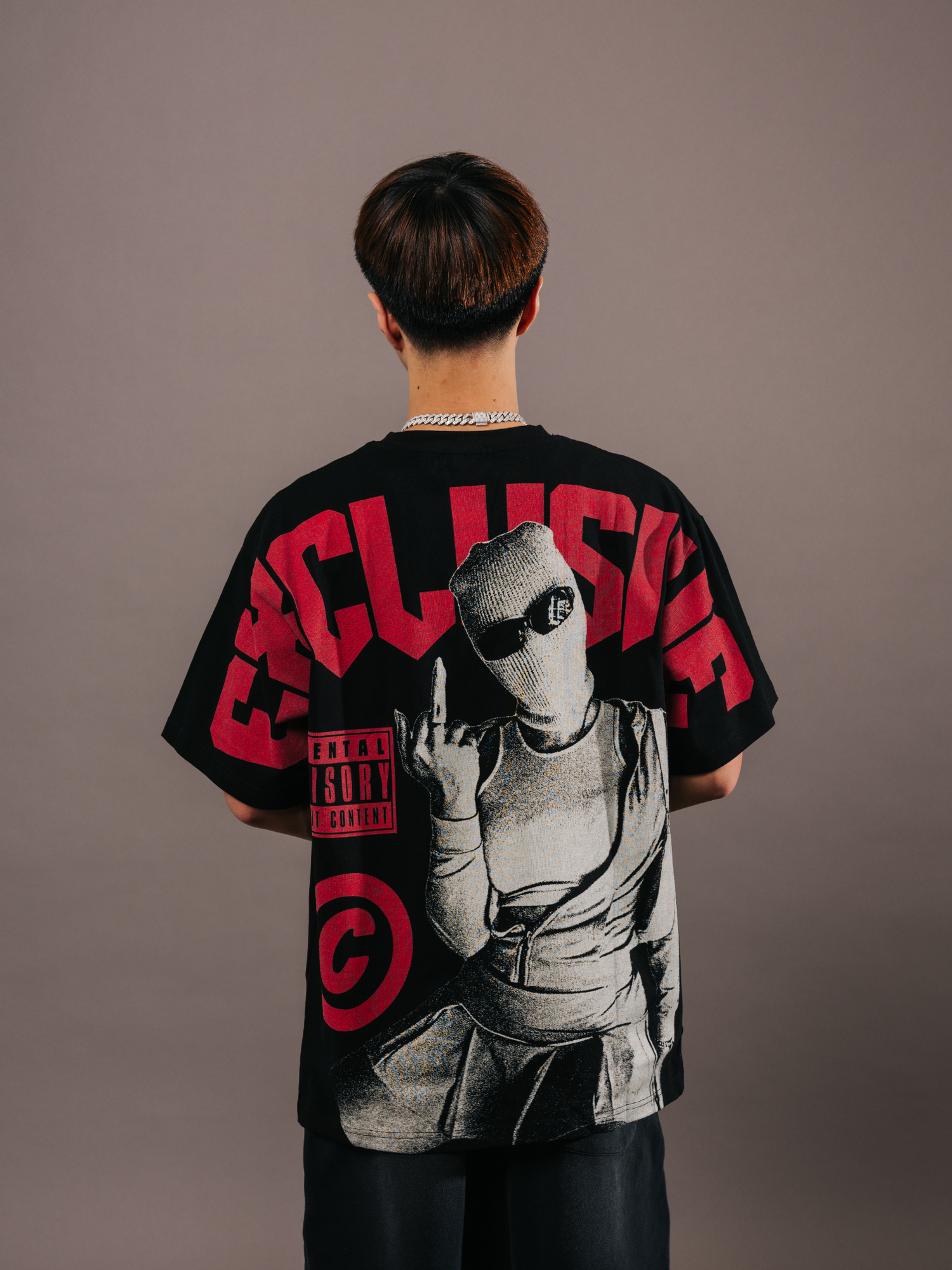 EXCLUSIVE CLUB BLACK “EXCLUSIVE CAP CITY” OVERSIZED TEE
