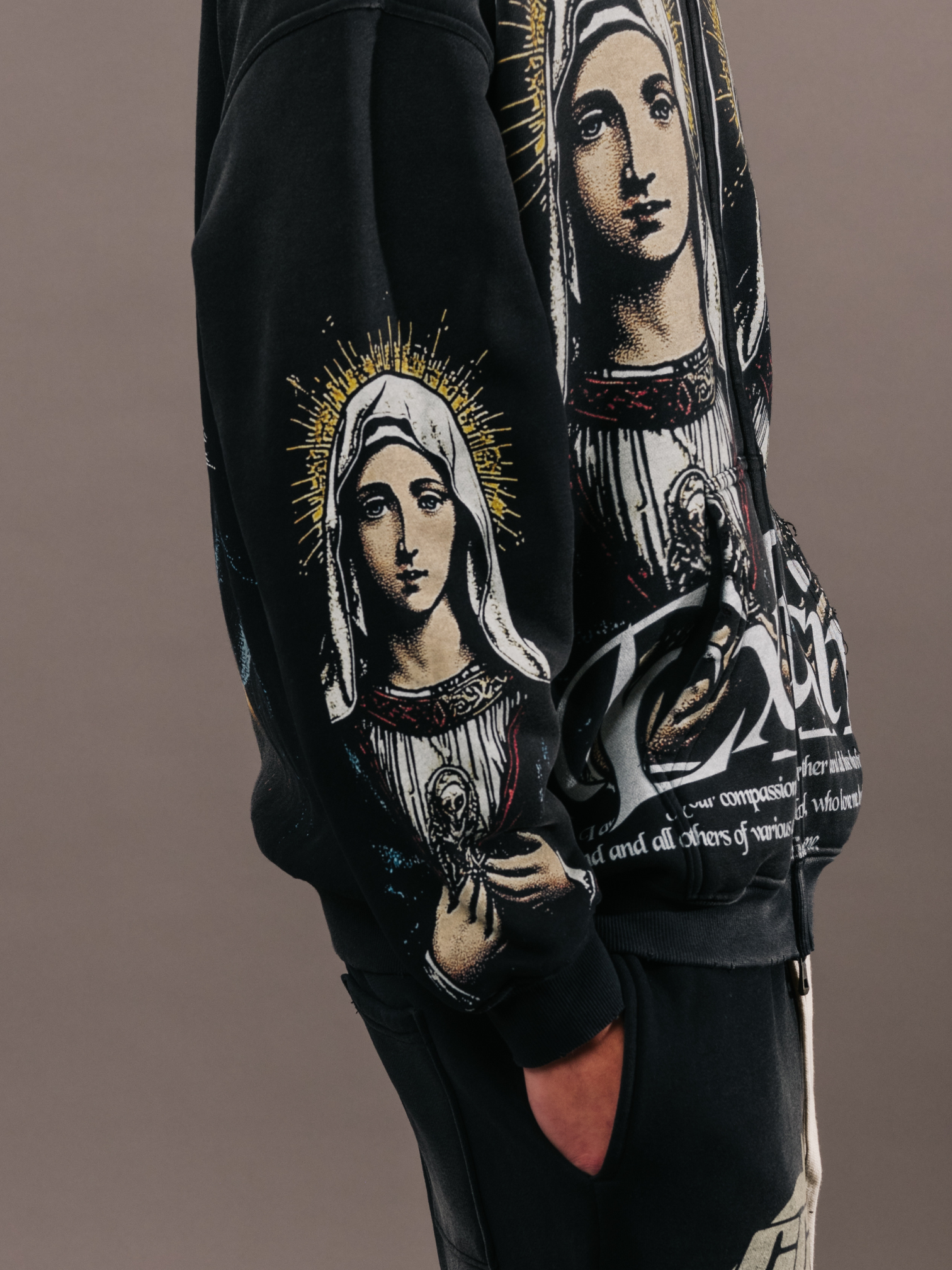 EXCLUSIVE CLUB VIRGEN MARY HOODIE EXCLUSIVE CLUB VIRGEN MARY HOODIE