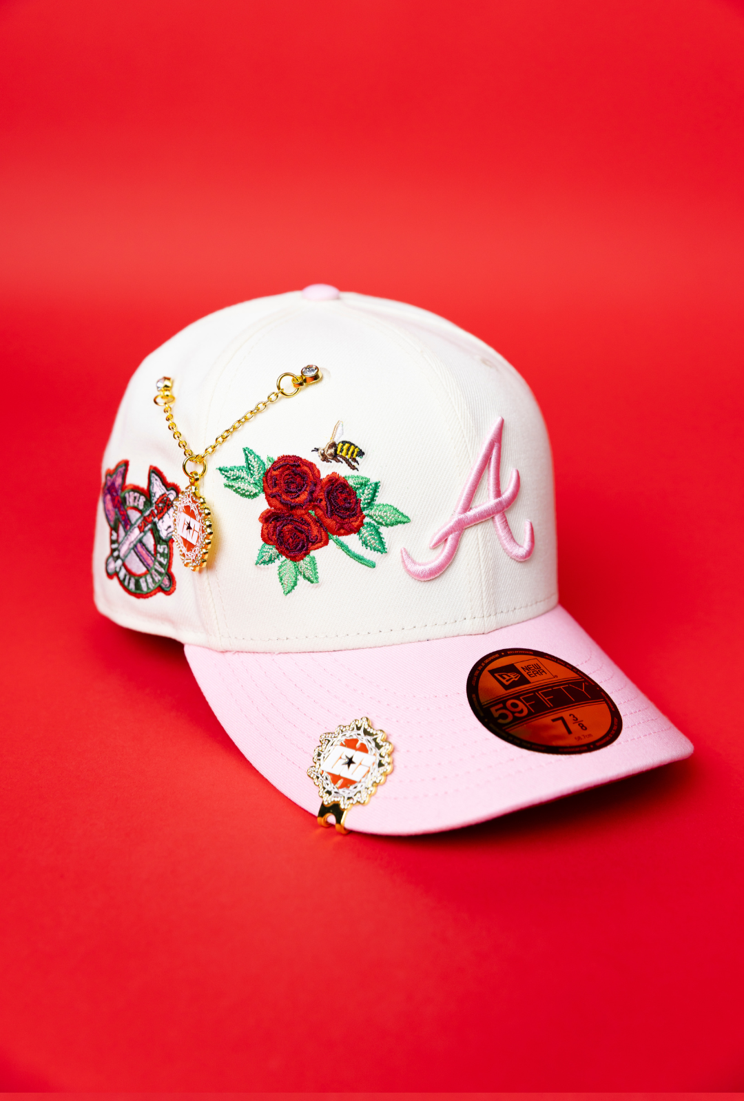 NEW ERA EXCLUSIVE 59FIFTY CHROME/ PINK ATLANTA BRAVES W/ RED ROSES + 1976 WORLD SERIES SIDE PATCH