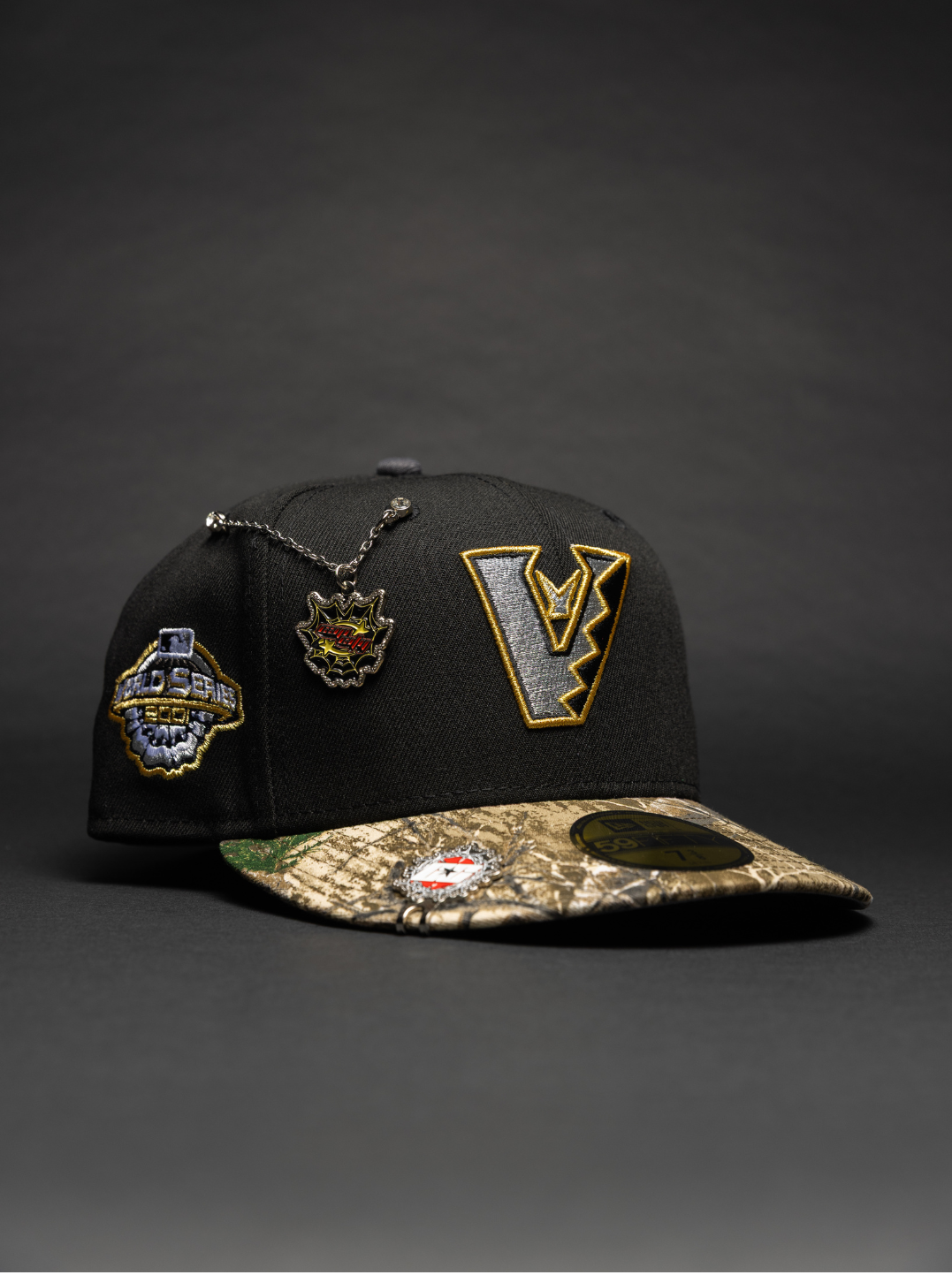 NEW ERA EXCLUSIVE 59FIFTY BLACK/REALTREE UPSIDE DOWN ARIZONA DIAMONDBACKS W/ 2001 WORLD SERIES SIDE PATCH