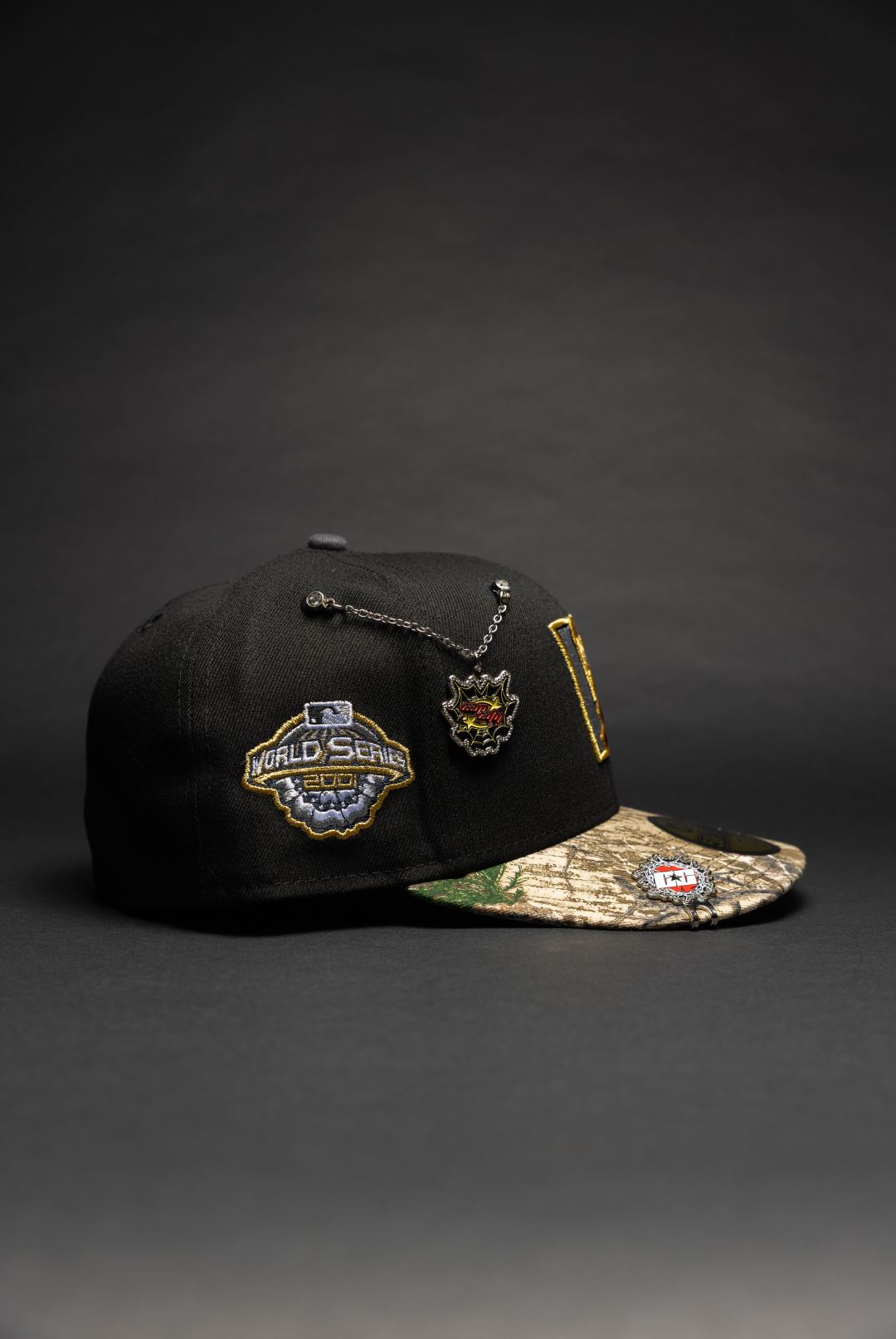 NEW ERA EXCLUSIVE 59FIFTY BLACK/REALTREE UPSIDE DOWN ARIZONA DIAMONDBACKS W/ 2001 WORLD SERIES SIDE PATCH
