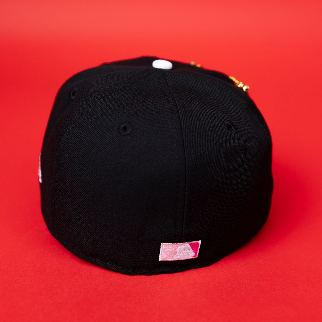 NEW ERA EXCLUSIVE 59FIFTY BLACK ATLANTA BRAVES W/ FLORAL EMBROIDERY + 40TH ANNIVERSARY SIDE PATCH