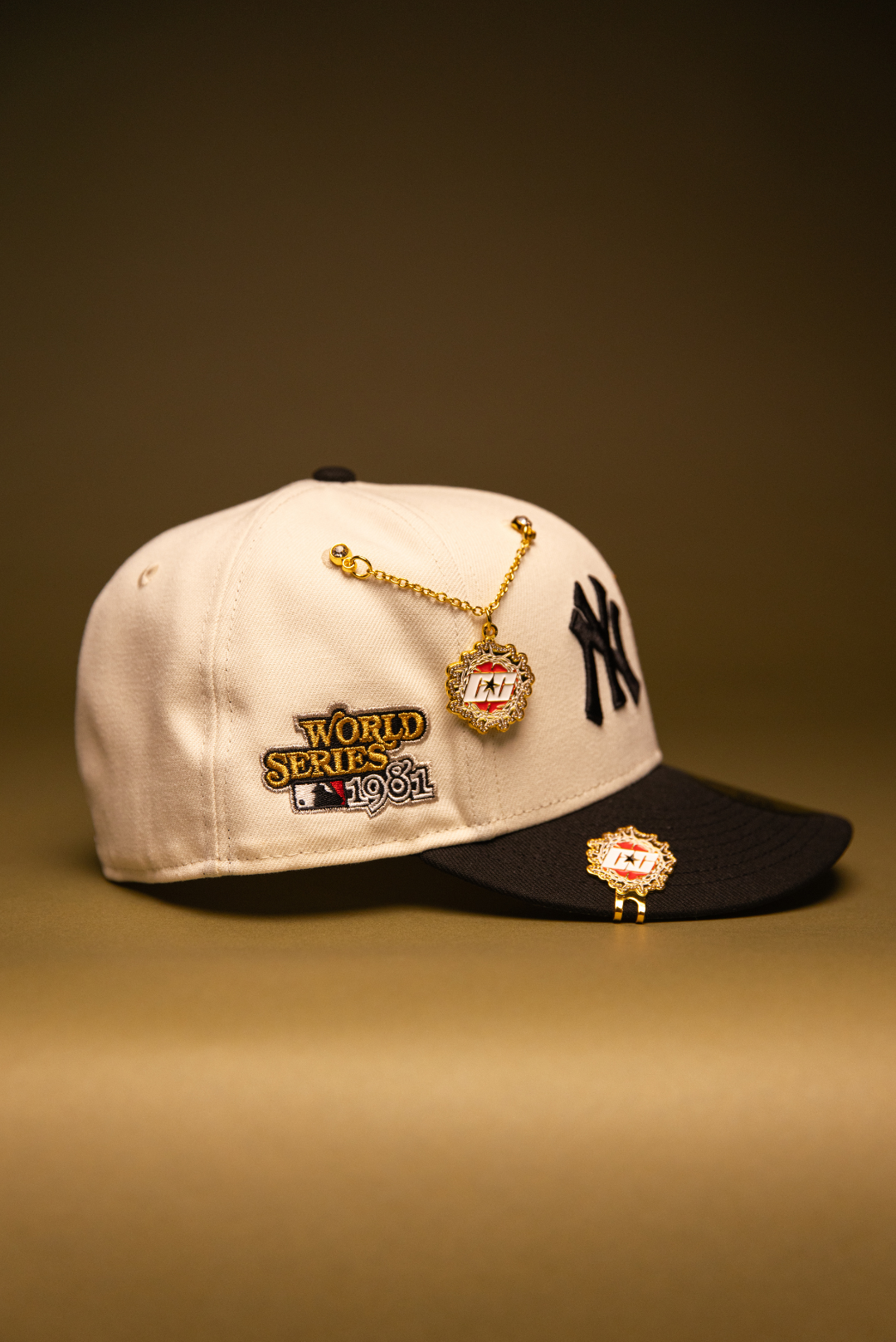 NEW ERA EXCLUSIVE 59FIFTY CHROME/BLACK NEW YORK YANKEES X LOS ANGELES DODGERS W/ 1981 WORLD SERIES SIDE PATCH