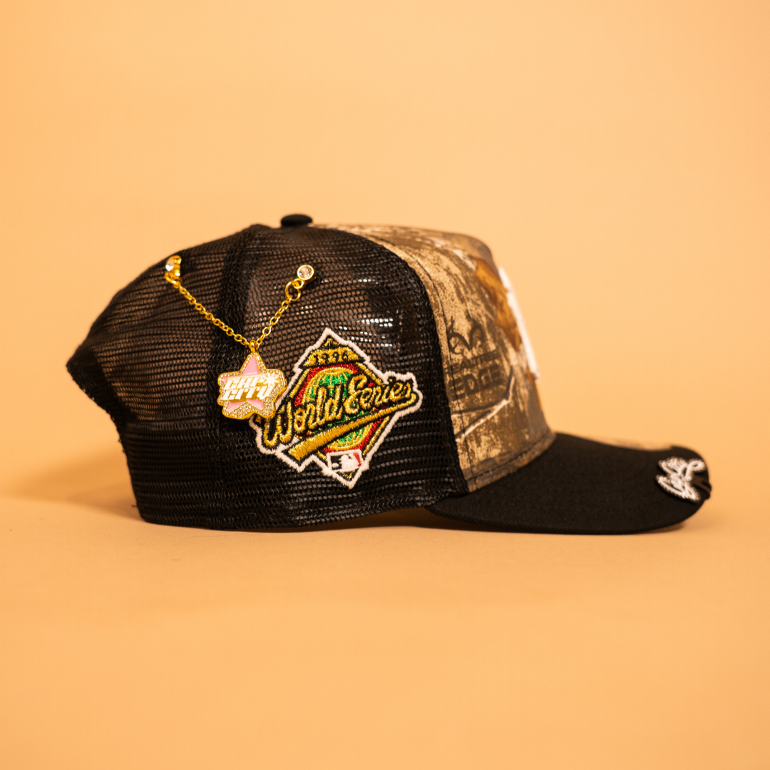 NEW ERA EXCLUSIVE 9FIFTY A-FRAME REALTREE NEW YORK YANKEES MESHBACK SNAPBACK W/ 1996 WORLD SERIES SIDE PATCH