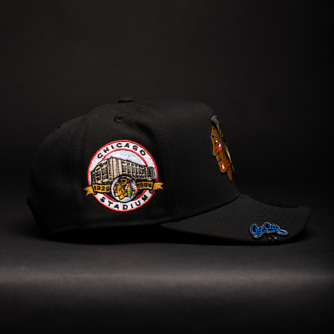NEW ERA 9FIFTY A-FRAME BLACK CHICAGO BLACKHAWKS SNAPBACK W /CHICAGO STADIUM SIDE PATCH