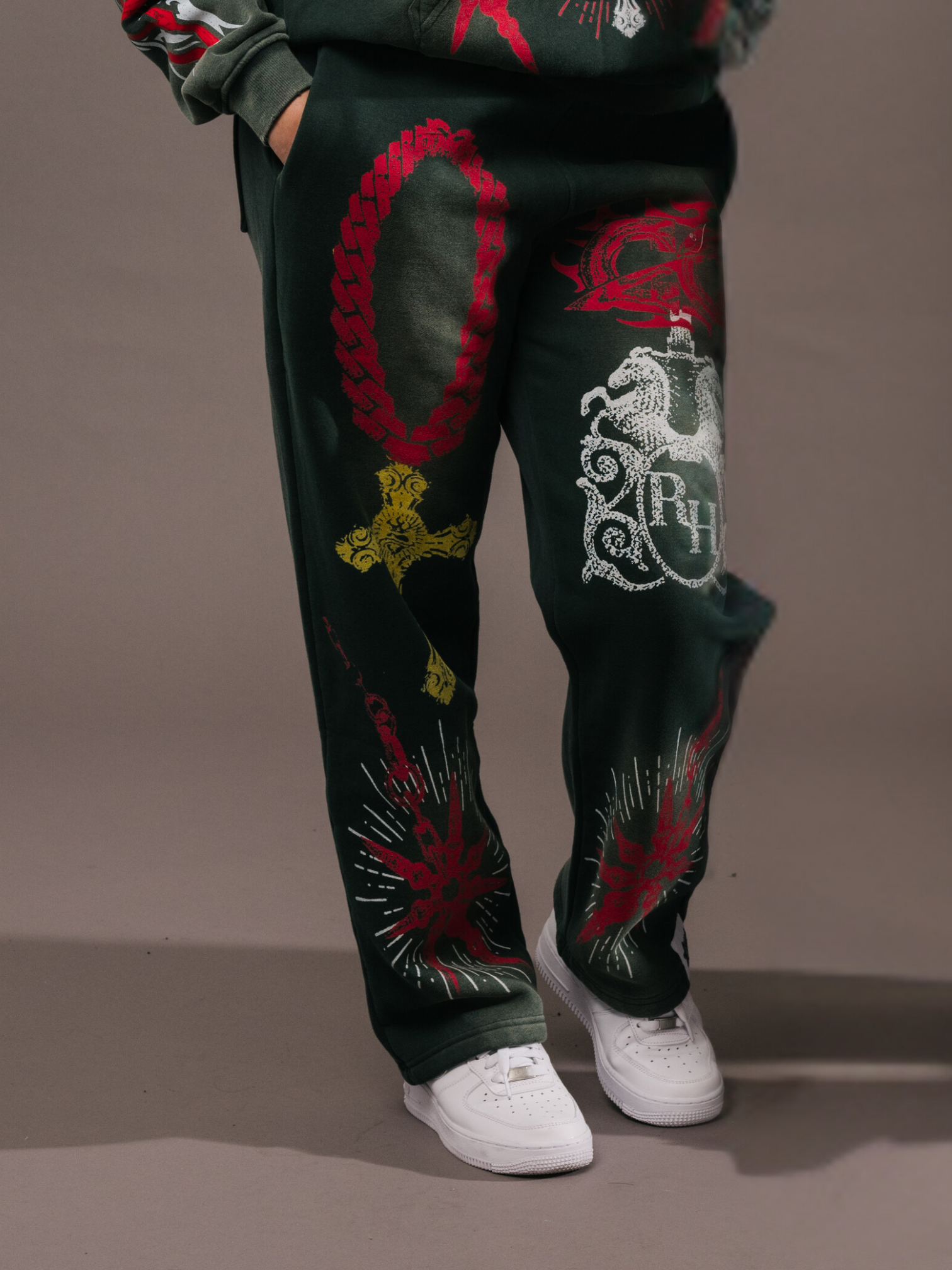 EXCLUSIVE CLUB x RANCHO HUMILDE GREEN SWEATS EXCLUSIVE CLUB x RANCHO HUMILDE GREEN SWEATS