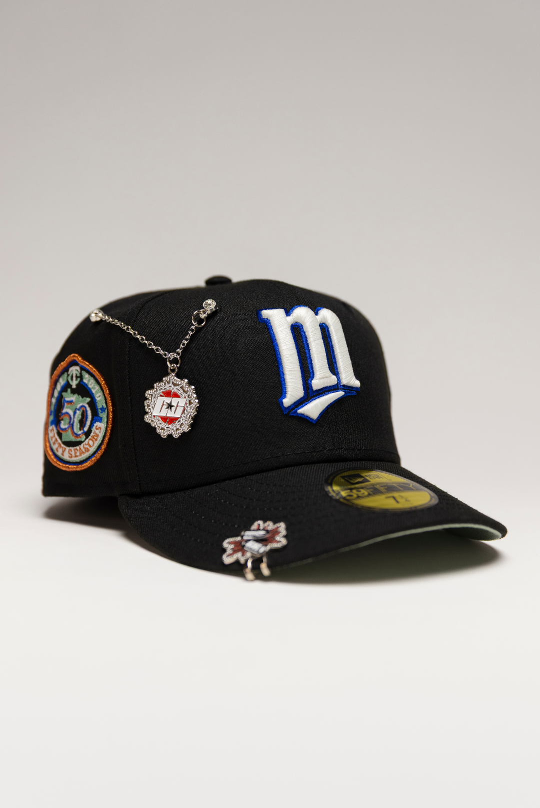 NEW ERA EXCLUSIVE 59FIFTY BLACK MINNESOTA TWINS W/ 50TH ANNIVERSARY SIDE PATCH