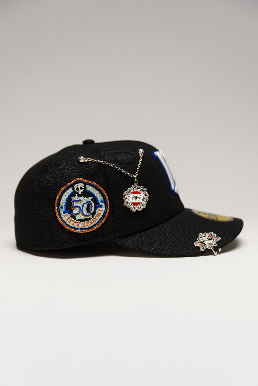 NEW ERA EXCLUSIVE 59FIFTY BLACK MINNESOTA TWINS W/ 50TH ANNIVERSARY SIDE PATCH