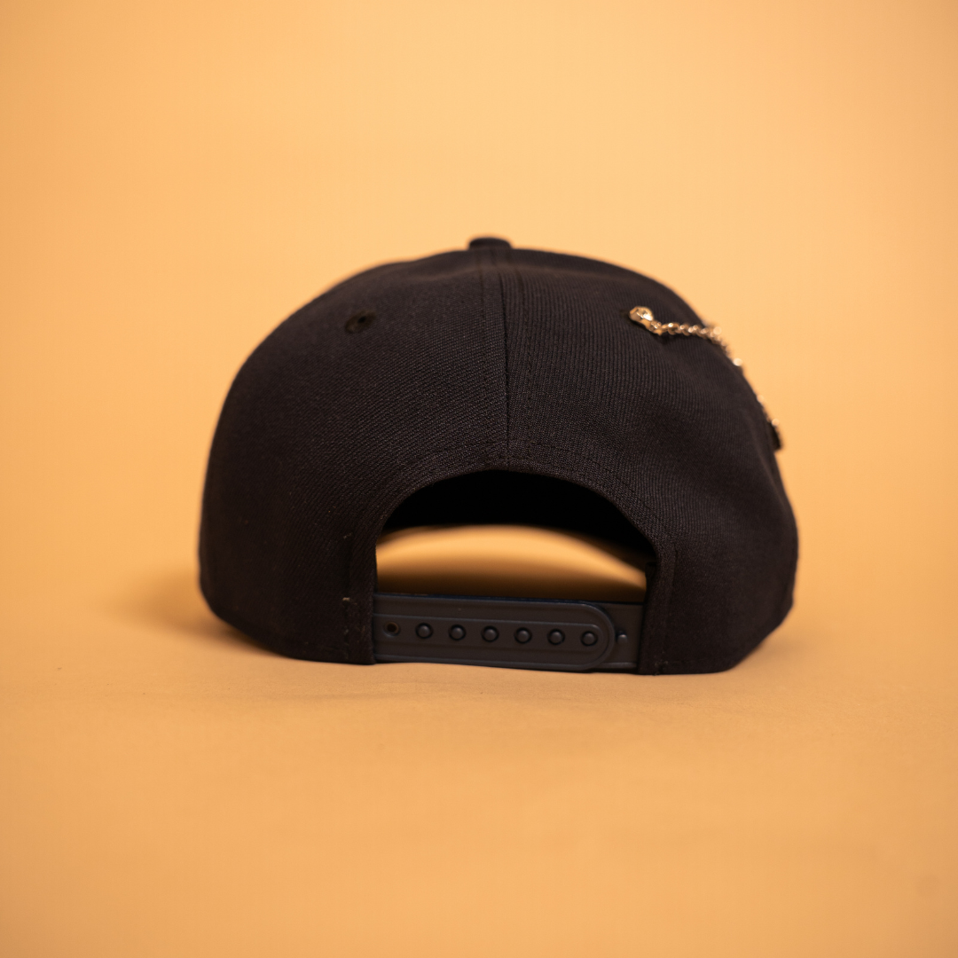 NEW ERA EXCLUSIVE 9FIFTY A-FRAME NAVY SAN FRANCISCO GIANTS SNAPBACK W/ 2002 WORLD SERIES SIDE PATCH