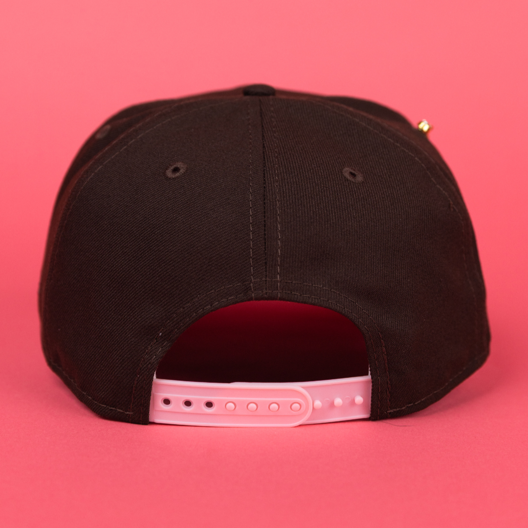 NEW ERA EXCLUSIVE 9FIFTY DARK BROWN ANAHEIM ANGELS SNAPBACK W/ 40TH ANNIVERSARY SIDE PATCH