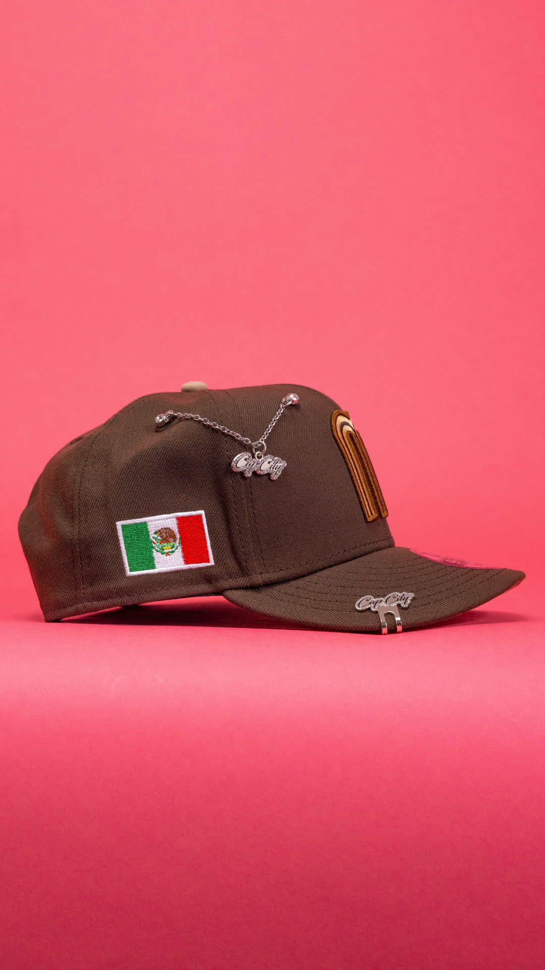 New Era Exclusive 9Fifty Dark Brown 2026 WBC Mexico Snapback W/ Mexican Flag Side Patch