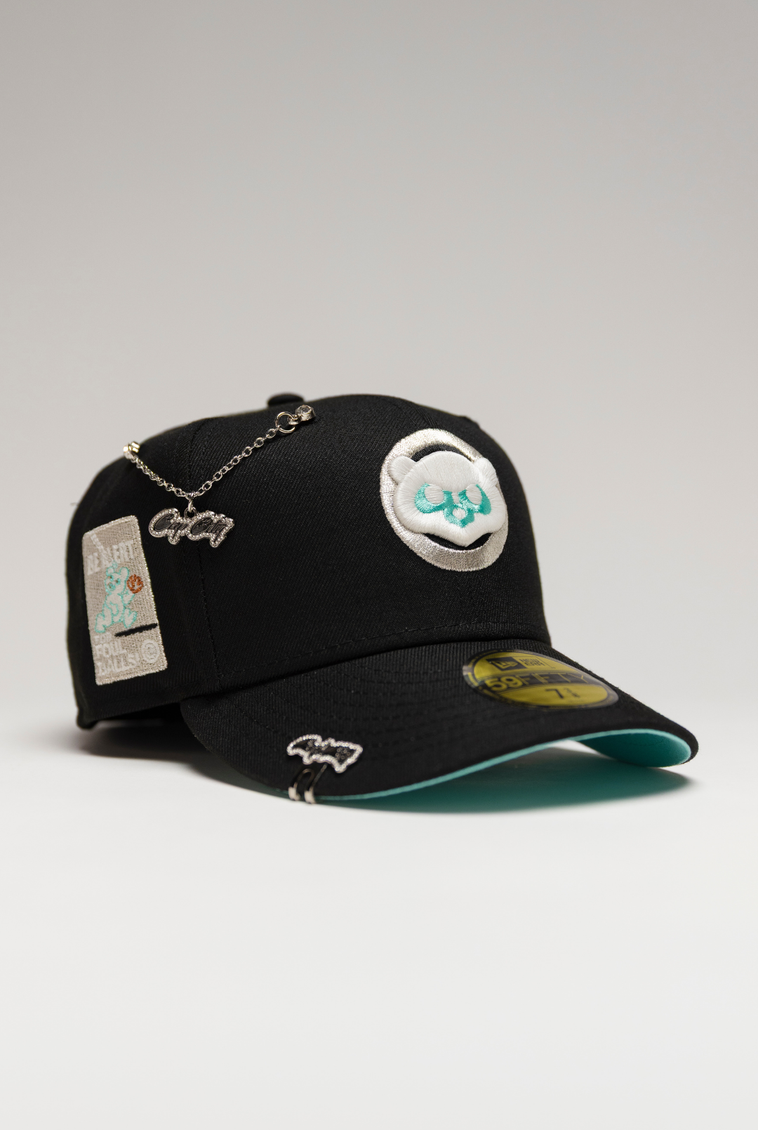 NEW ERA EXCLUSIVE 59FIFTY BLACK CHICAGO CUBS W/ BE ALERT-FOR FOUL SIDE PATCH