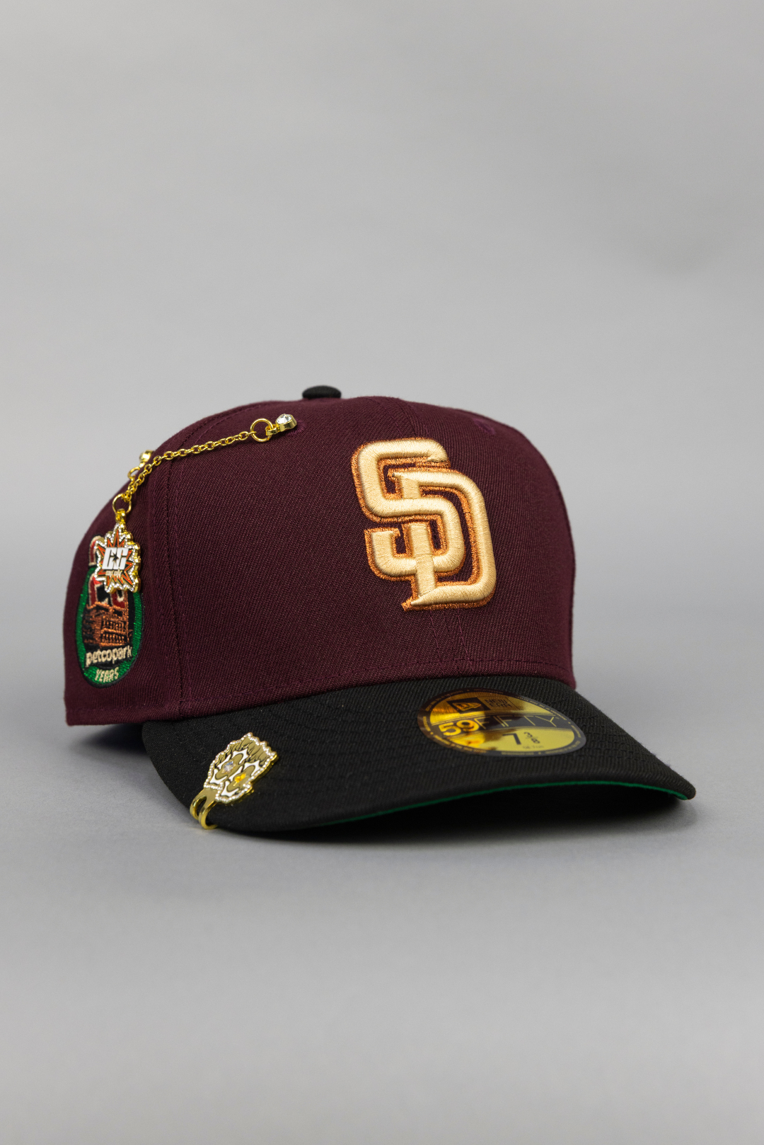 NEW ERA EXCLUSIVE 59FIFTY BURGUNDY/ BLACK SAN DIEGO PADRES W/ 20TH ANNIVERSARY SIDE PATCH