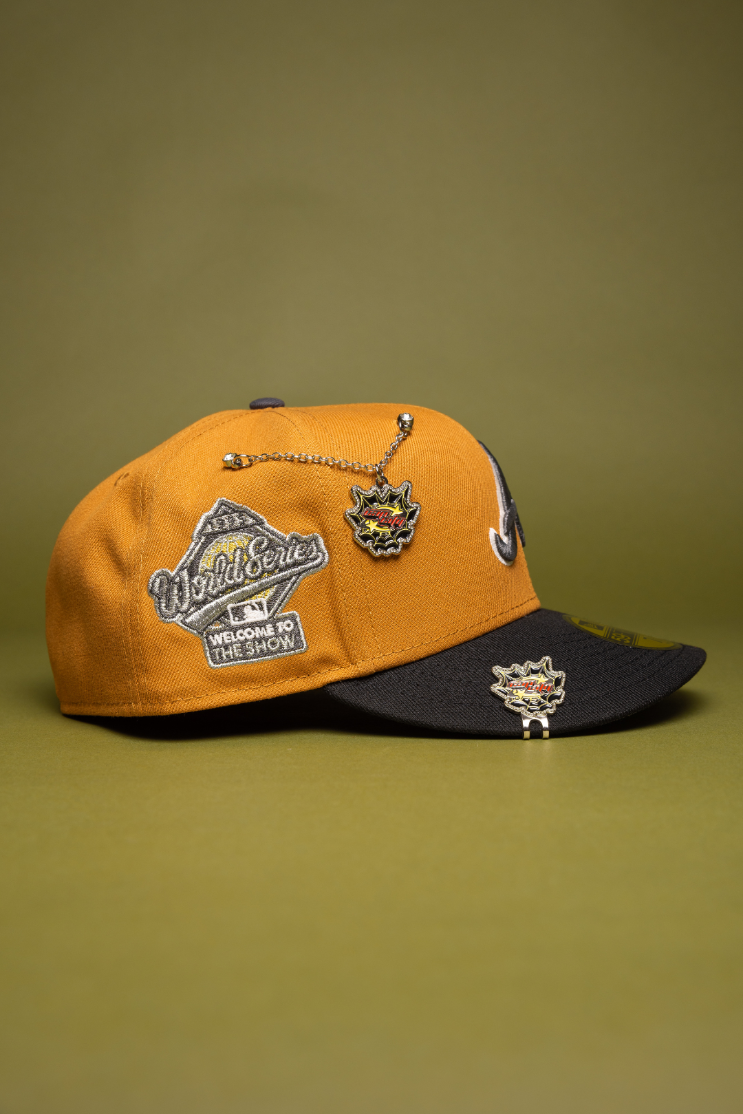 NEW ERA EXCLUSIVE 59FIFTY KHAKI/BLACK ATLANTA BRAVES W/ 1995 WORLD SERIES SIDE PATCH