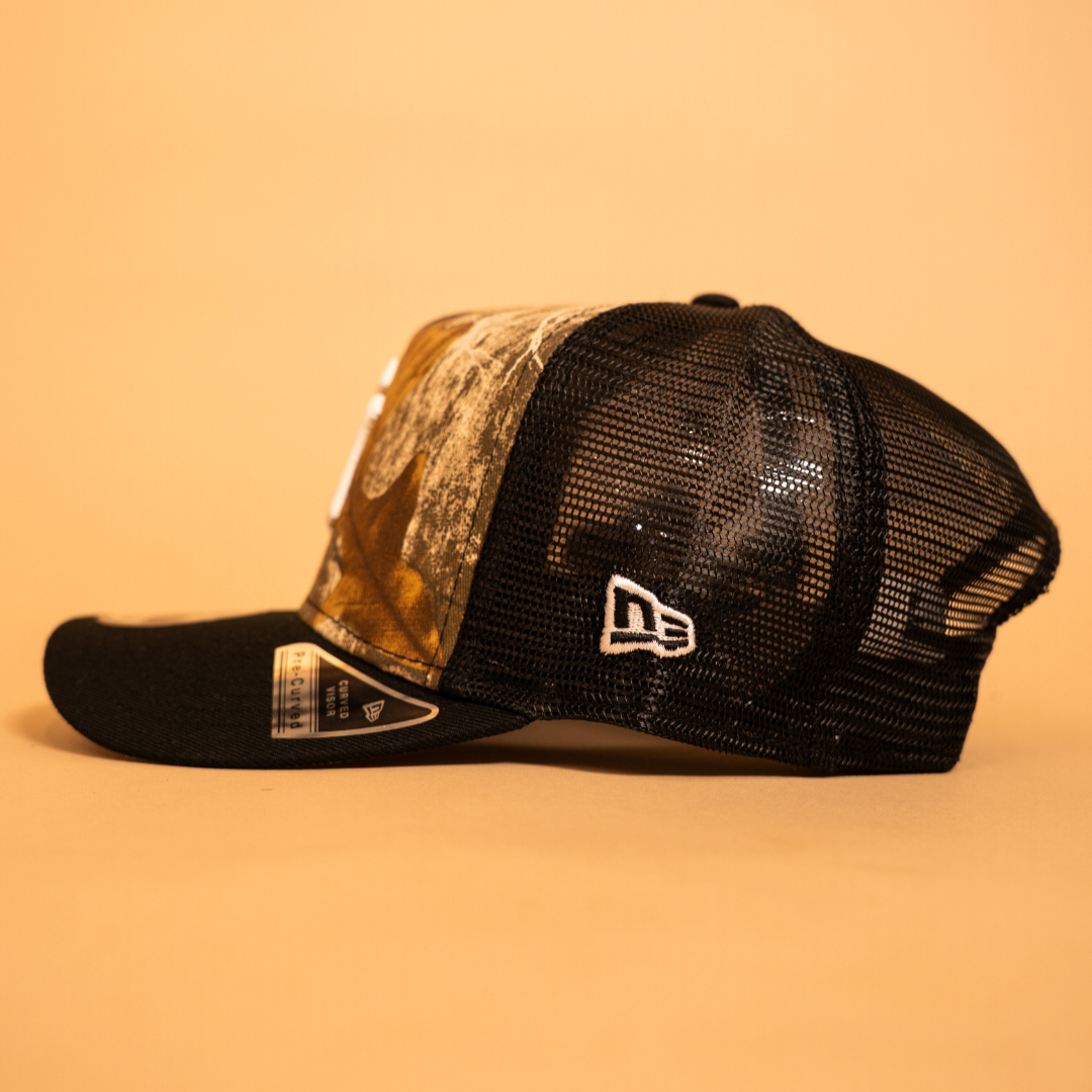 NEW ERA EXCLUSIVE 9FIFTY A-FRAME REALTREE NEW YORK YANKEES MESHBACK SNAPBACK W/ 1996 WORLD SERIES SIDE PATCH