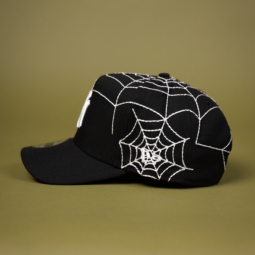 NEW ERA ECLUSIVE 9FIFTY A-FRAME BLACK NEW YORK YANKEES SNAPBACK W/ SPI