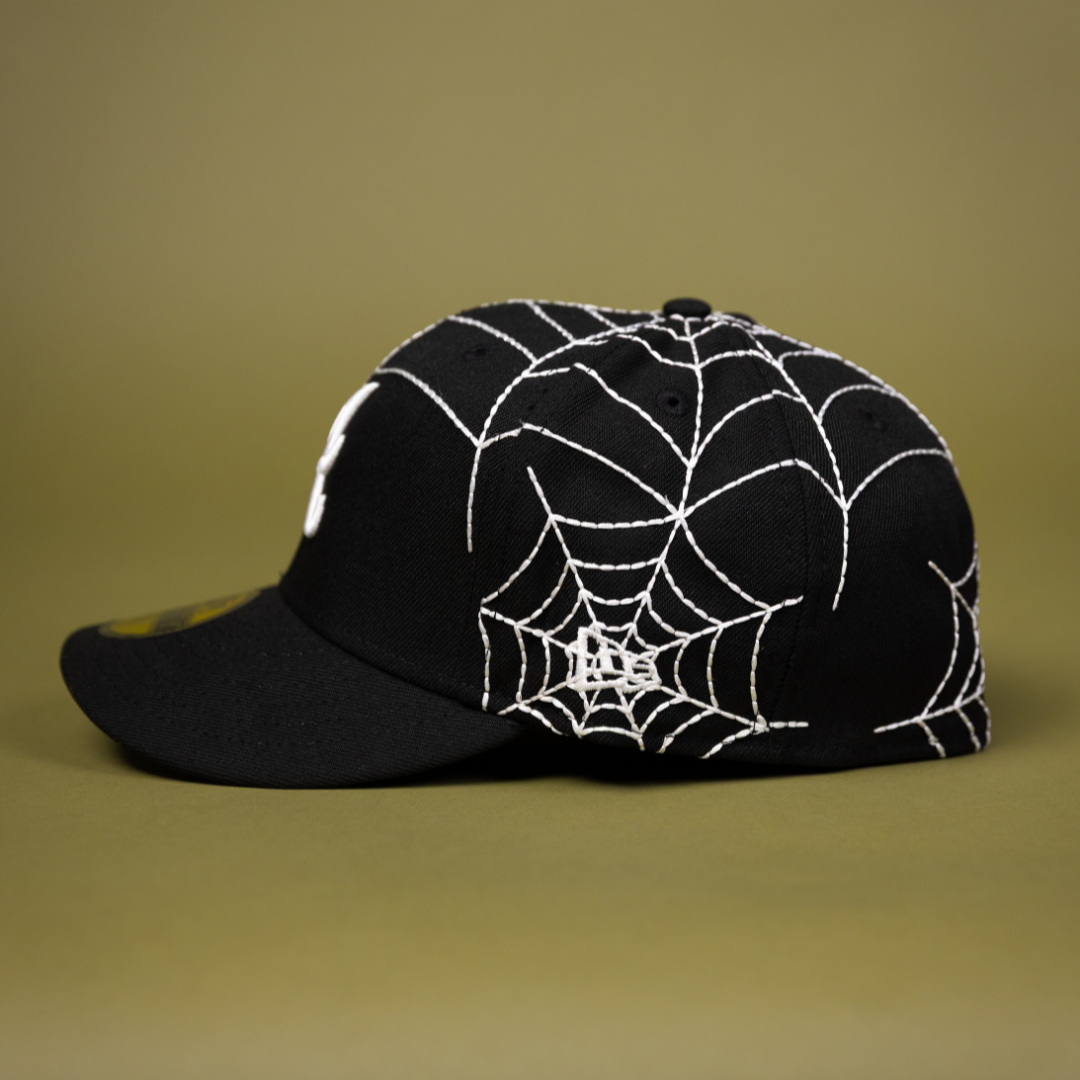 NEW ERA EXCLUSIVE 59FIFTY BLACK ATLANTA BRAVES W/ SPIDER WEB + 1999 WORLD SERIES SIDE PATCH