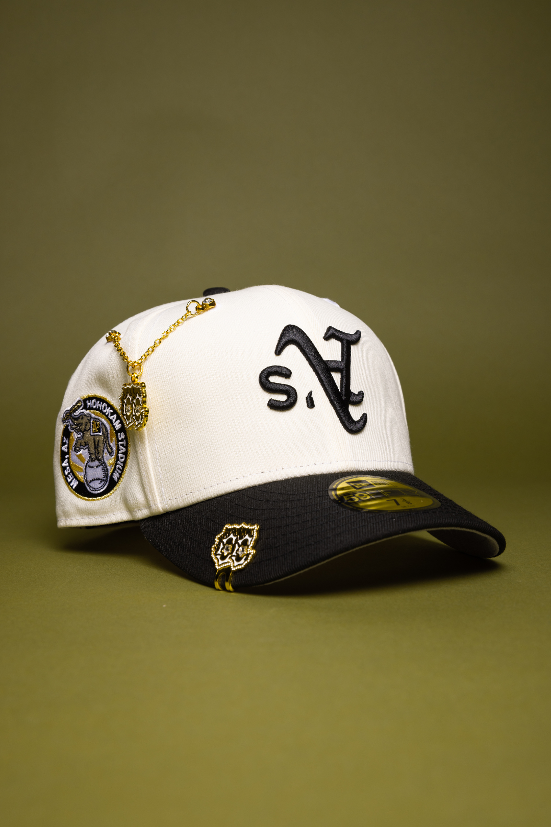 NEW ERA EXCLUSIVE 59FIFTY CHROME/BLACK UPSIDE DOWN OAKLAND ATHLETICS W/ STADIUM SIDE PATCH