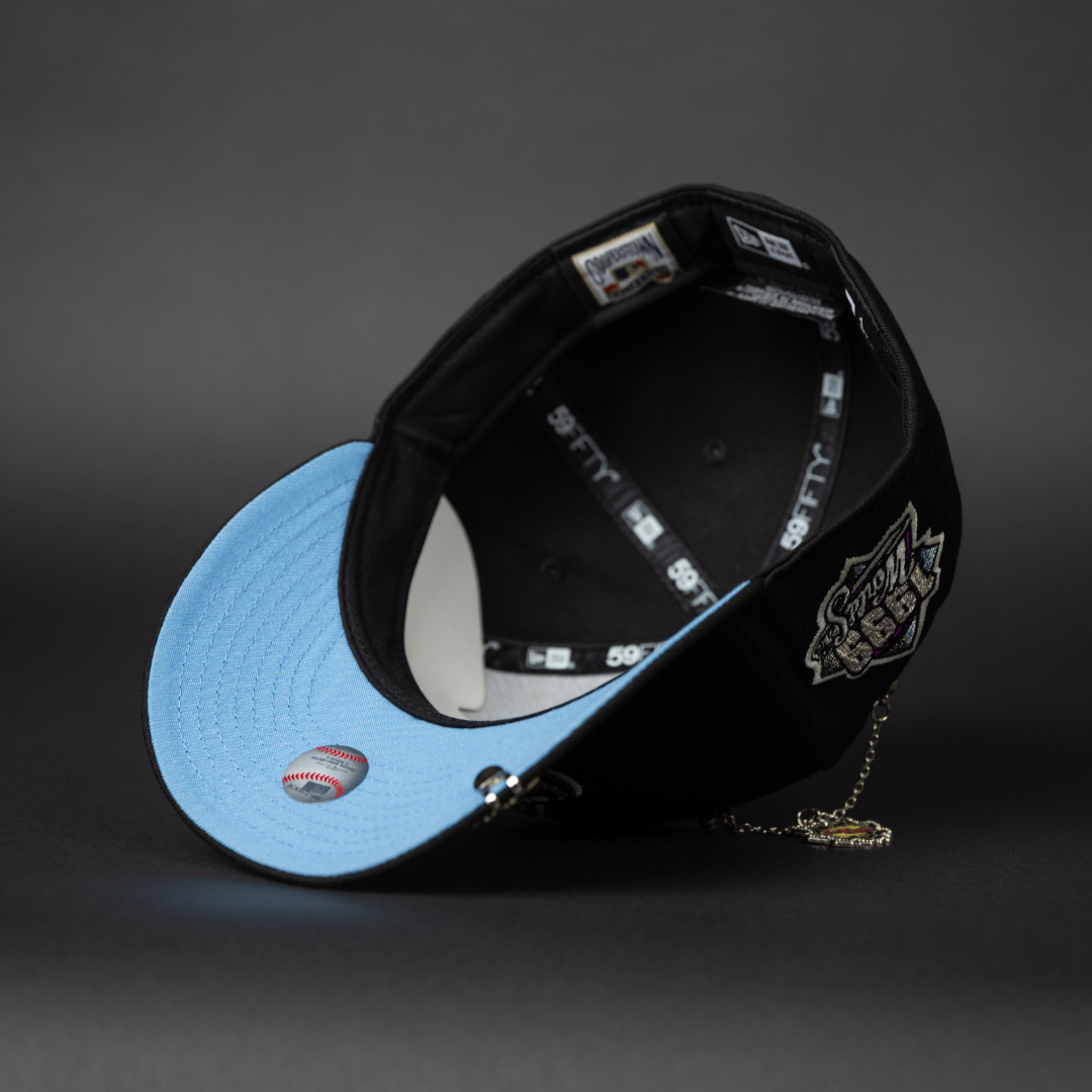 NEW ERA EXCLUSIVE 59FIFTY BLACK ATLANTA BRAVES W/ 1999 WORLD SERIES SIDE PATCH