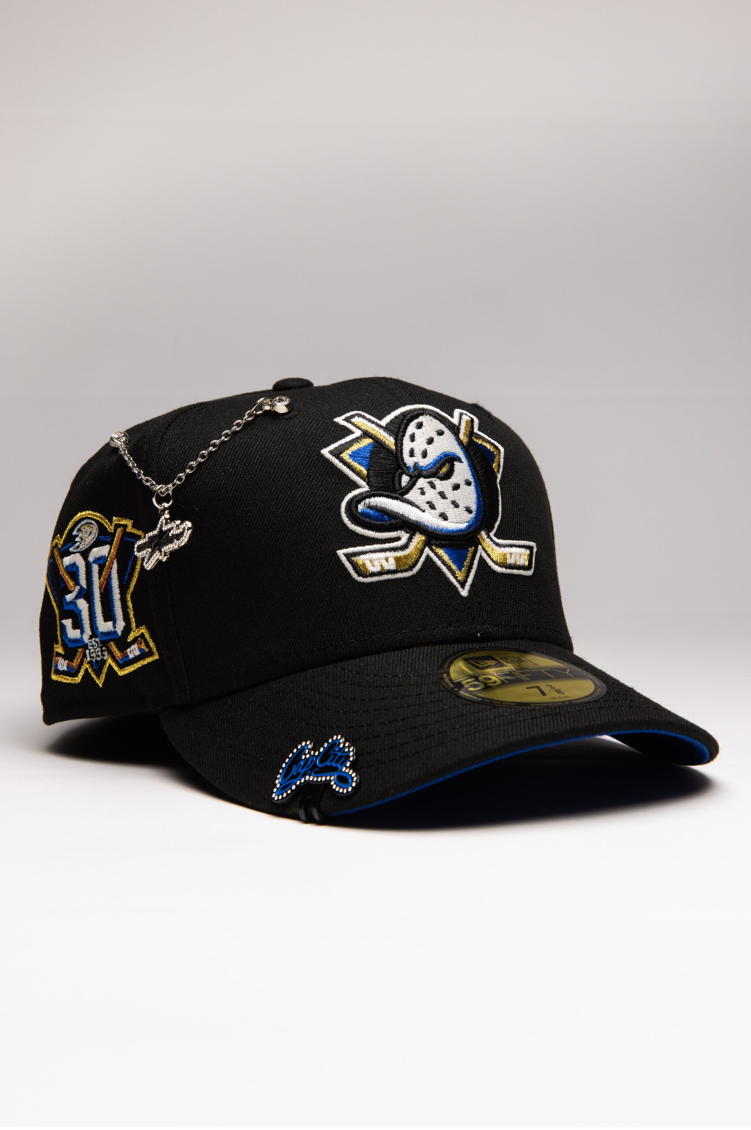 EXCLUSIVO DE NEW ERA 59FIFTY CHROME BLANCO/AZUL TEXAS RANGERS CON 40 ANIVERSARIO 