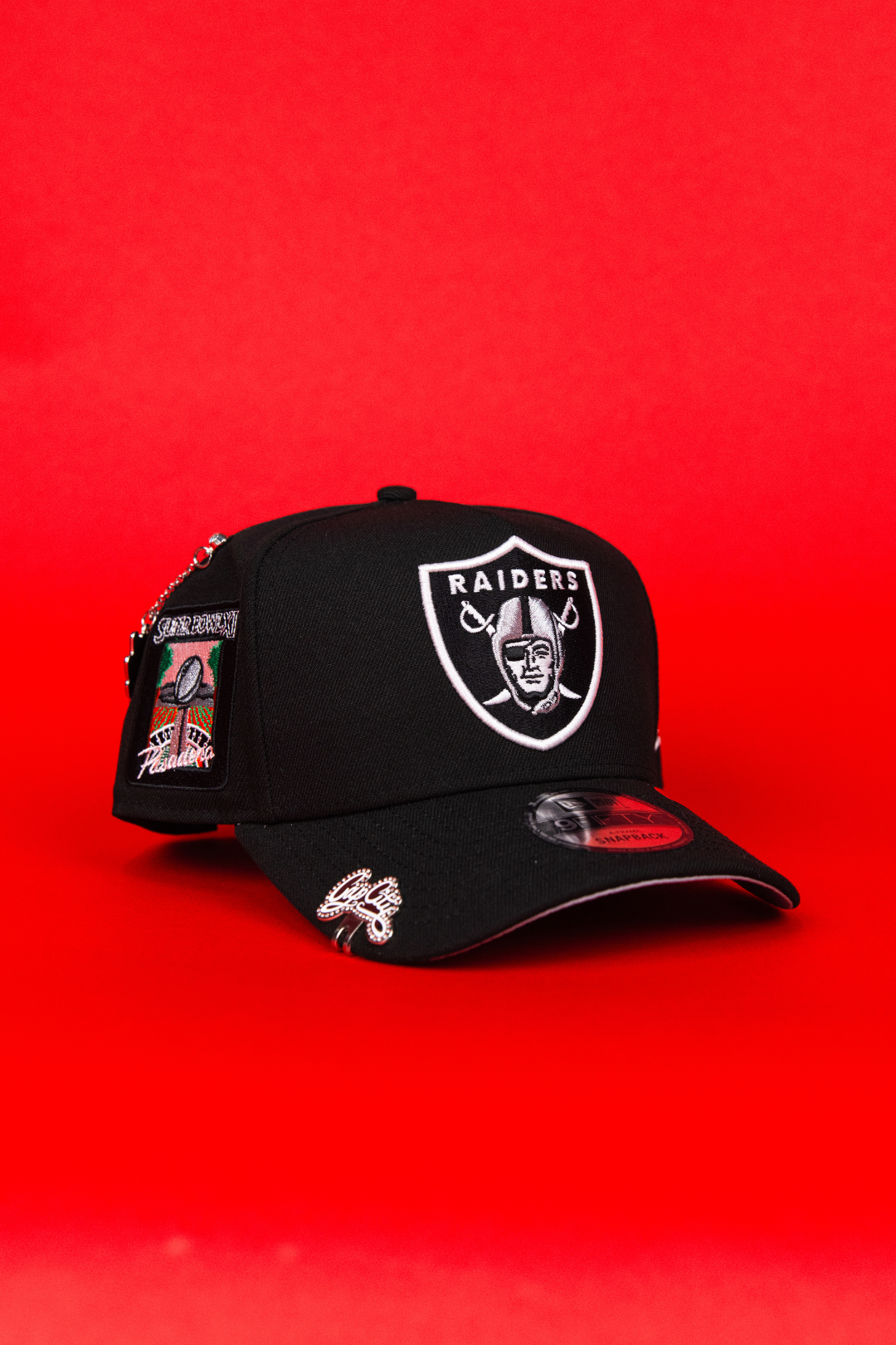 NEW ERA 9FIFTY A-FRAME BLACK LAS VEGAS RAIDERS SNAPBACK W/ SUPER BOWL SIDE PATCH